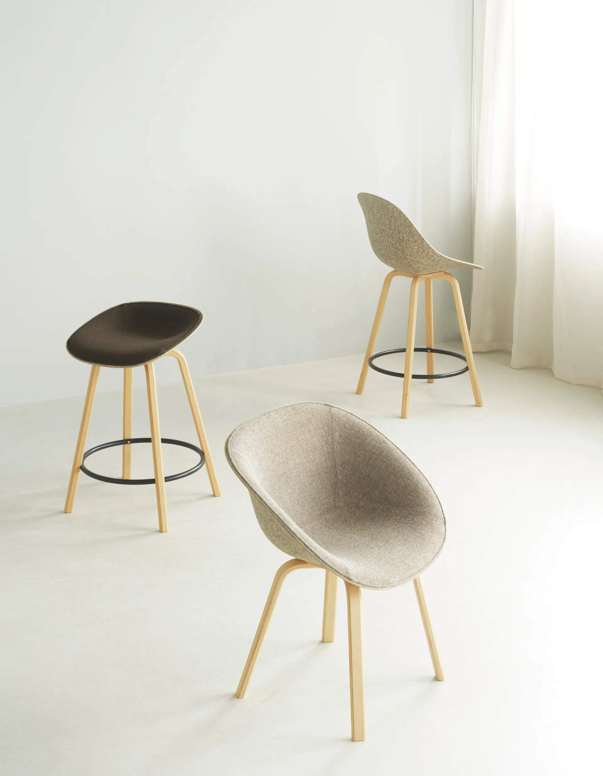 Καρέκλα μπαρ Mat Bar Chair 65 cm, Hemp-beech-black steel Normann Copenhagen