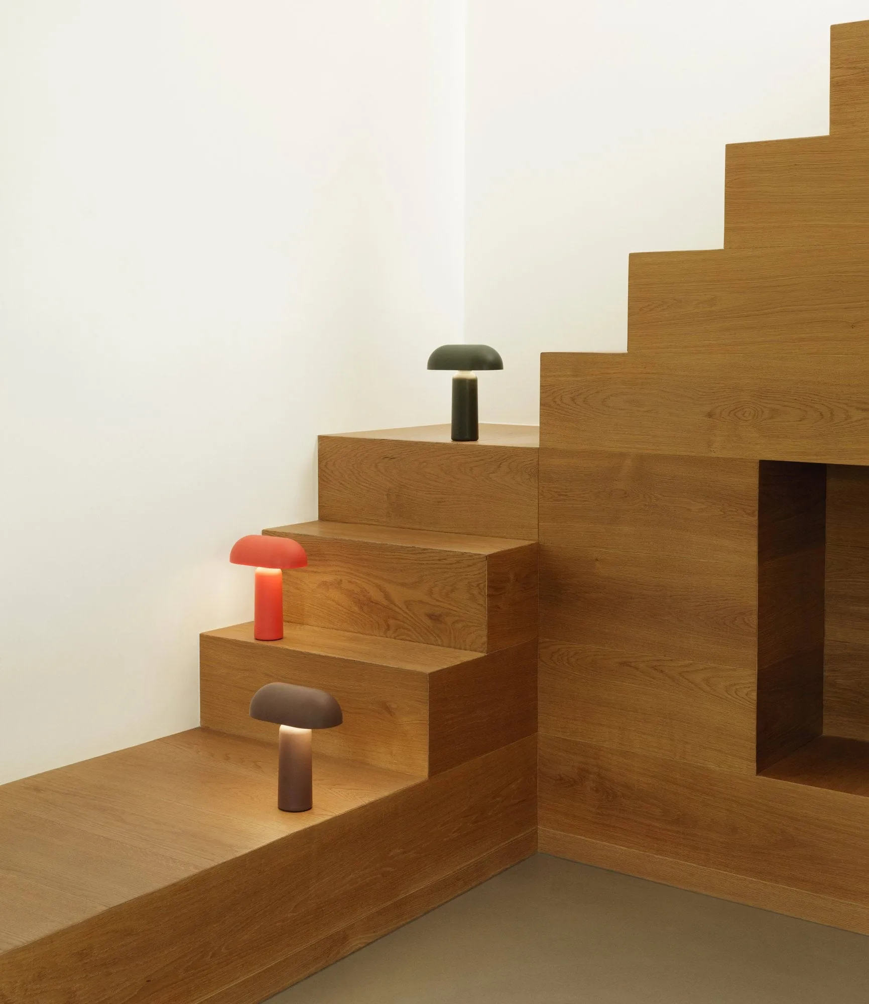 Επιτραπέζιο φωτιστικό Porta, Brown Normann Copenhagen