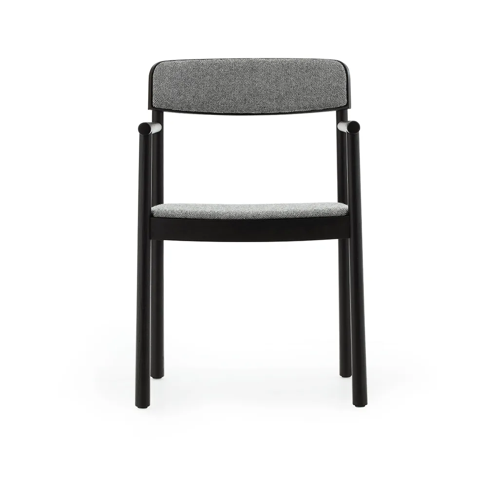 Timb καρεκλάκι με μπράτσα, Black ash-Hallingdal 166 Normann Copenhagen