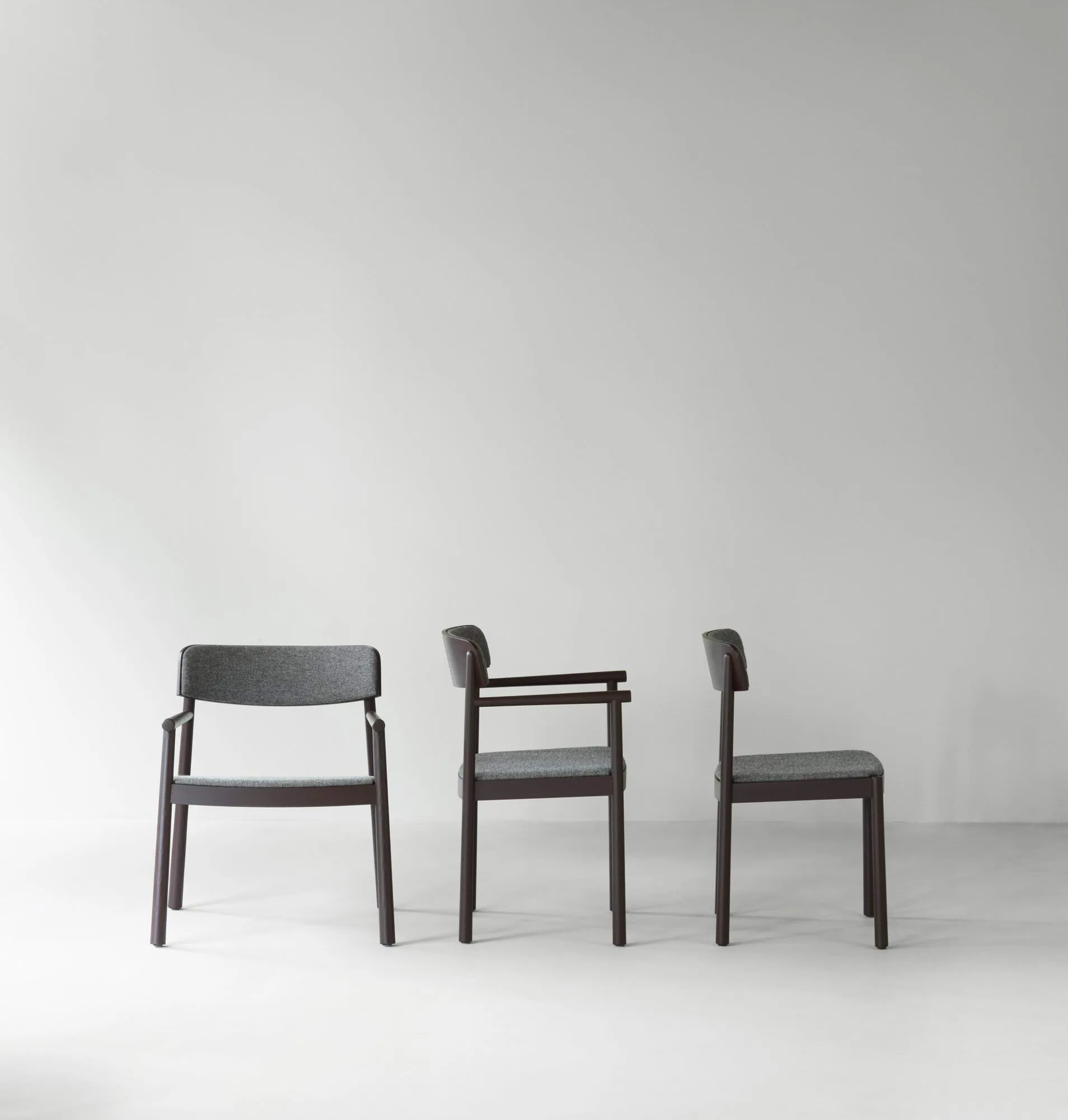 Timb πολυθρόνα, Brown ash-Hallingdal 368 Normann Copenhagen