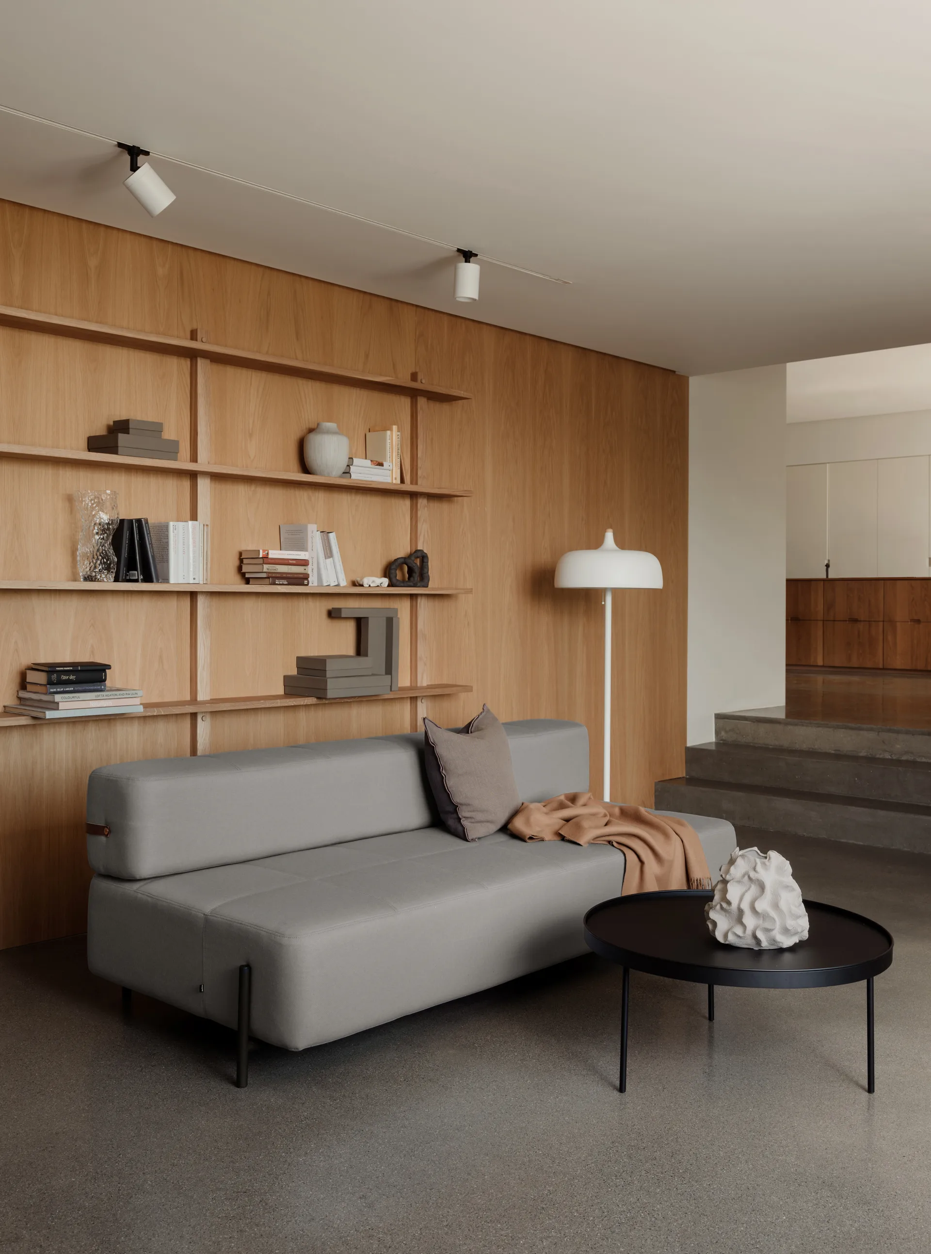 Acorn φωτιστικό δαπέδου, Ματ λευκό Northern