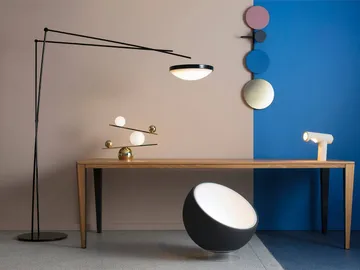 Επιτραπέζιο φωτιστικό Balance - Brass, v2 - Oblure