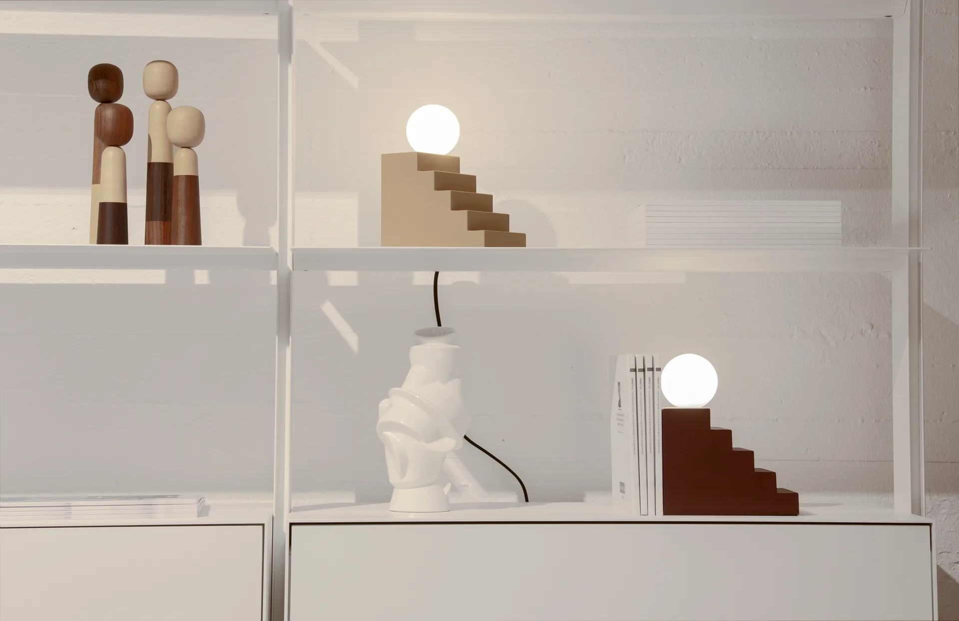 Επιτραπέζιο φωτιστικό Stair, Μπεζ Oblure