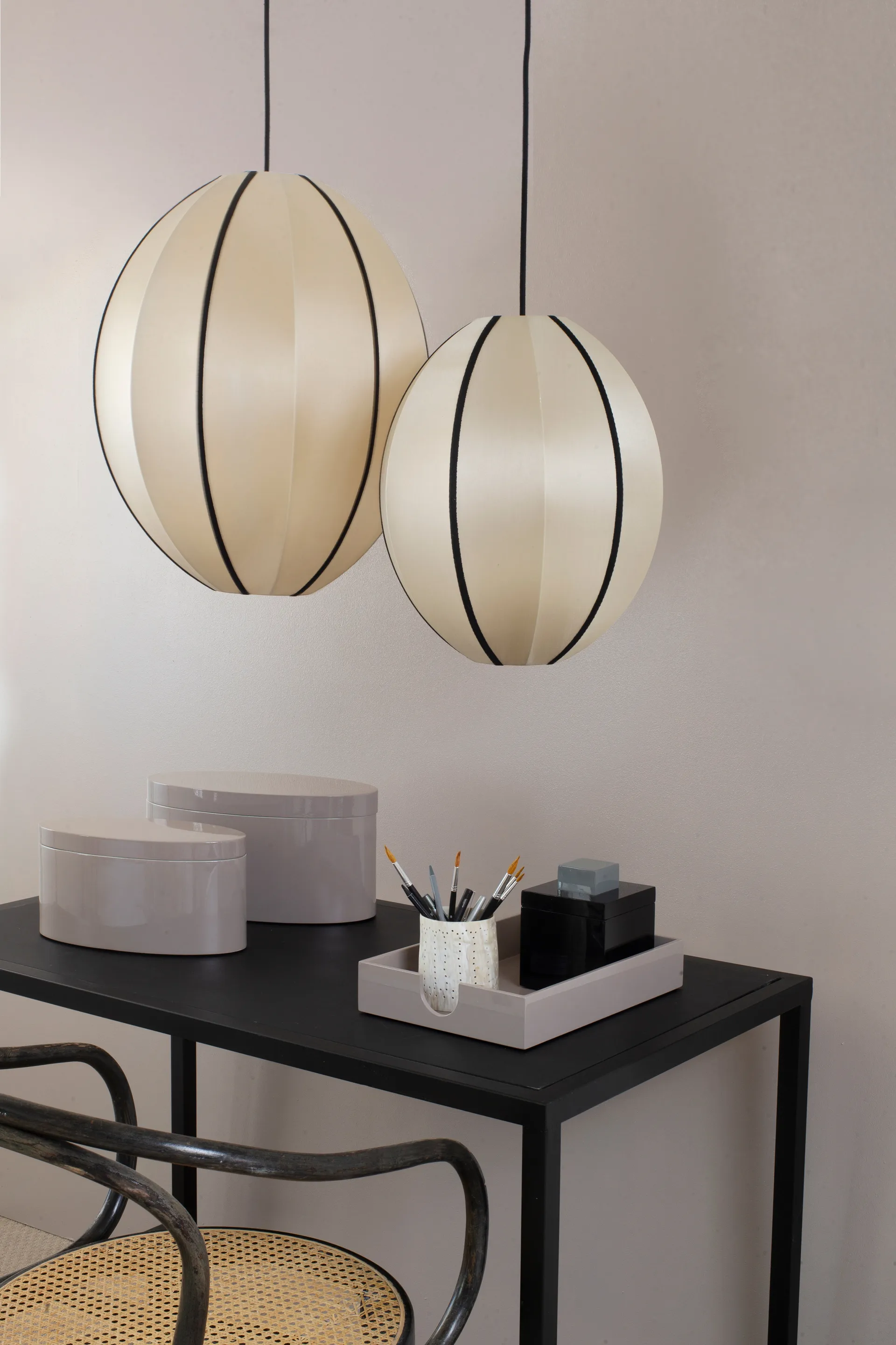 Indochina Classic Oval S αμπαζούρ, Kit-black Oi Soi Oi