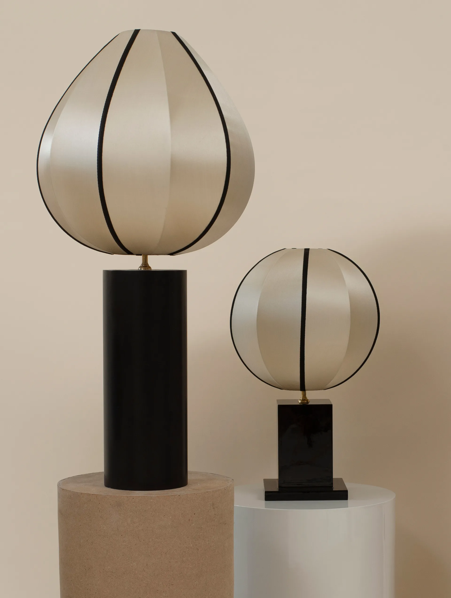 Indochina Classic Round XS αμπαζούρ, Kit-black Oi Soi Oi