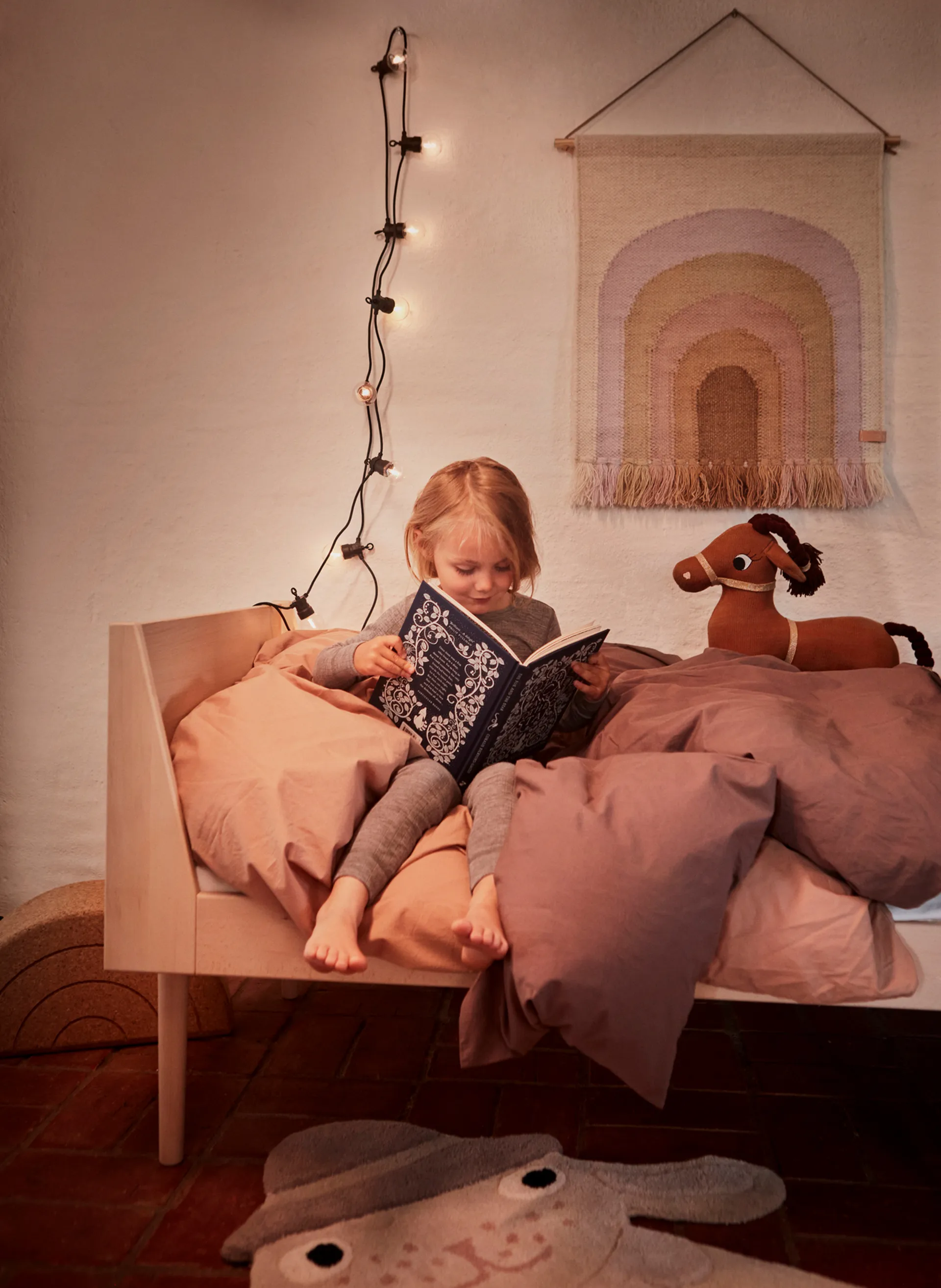 Follow the rainbow διακοσμητικό τοίχου 55x69 cm, Λεβάντα OYOY