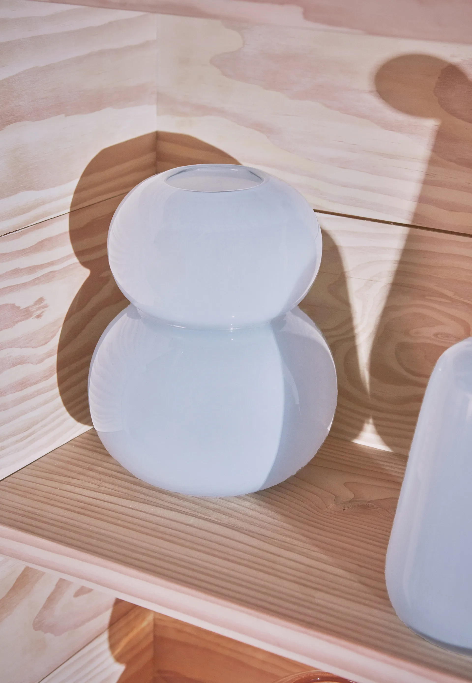 Lasi βάζο μικρό 21,5 cm, Μπλε του Πάγου OYOY