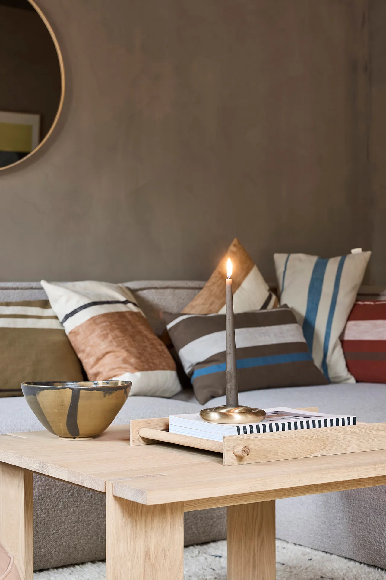 Pieni δίσκος large 34x46 εκ., Cherry Red OYOY