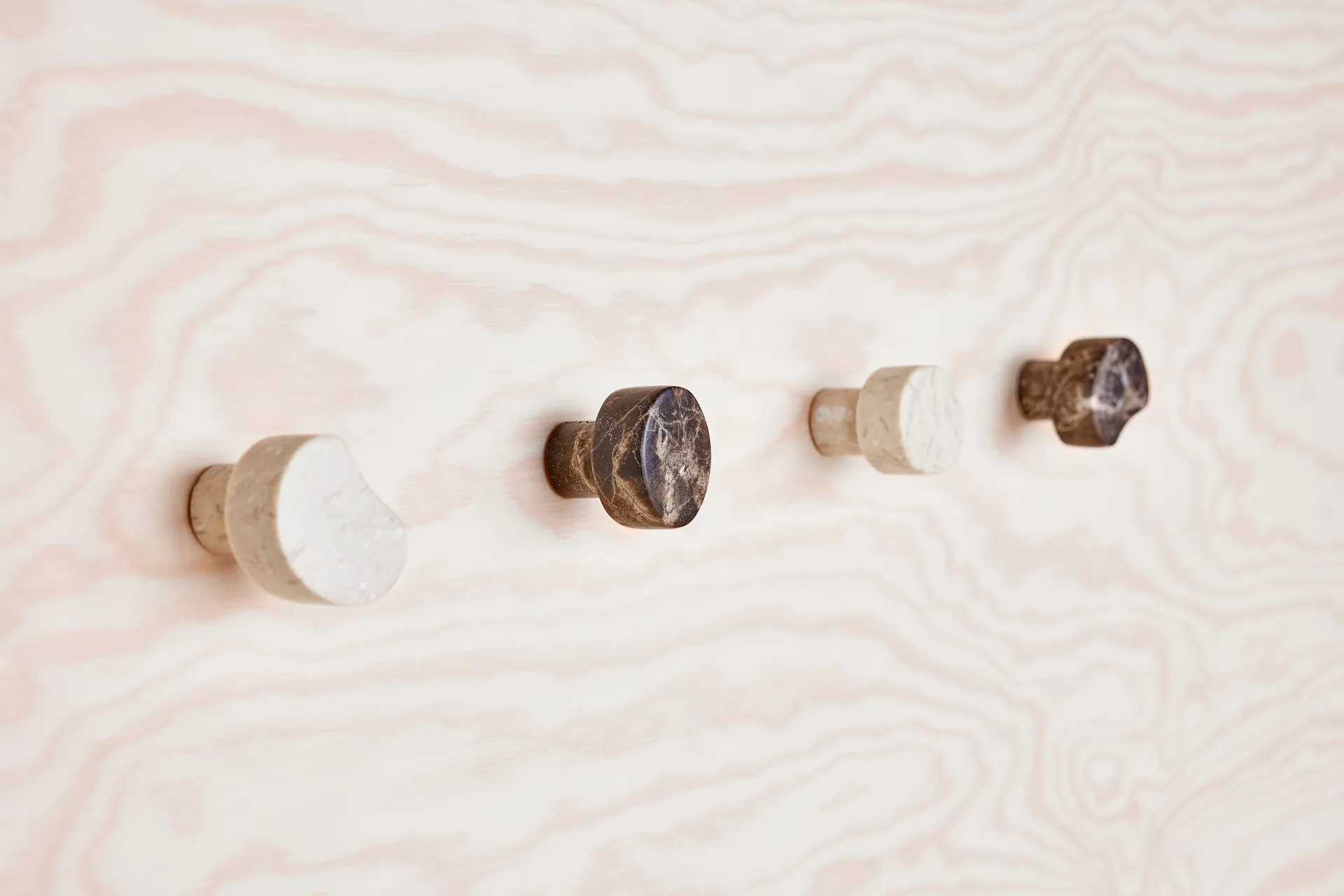 Γάντζος από μάρμαρο Savi no.2, Beige OYOY