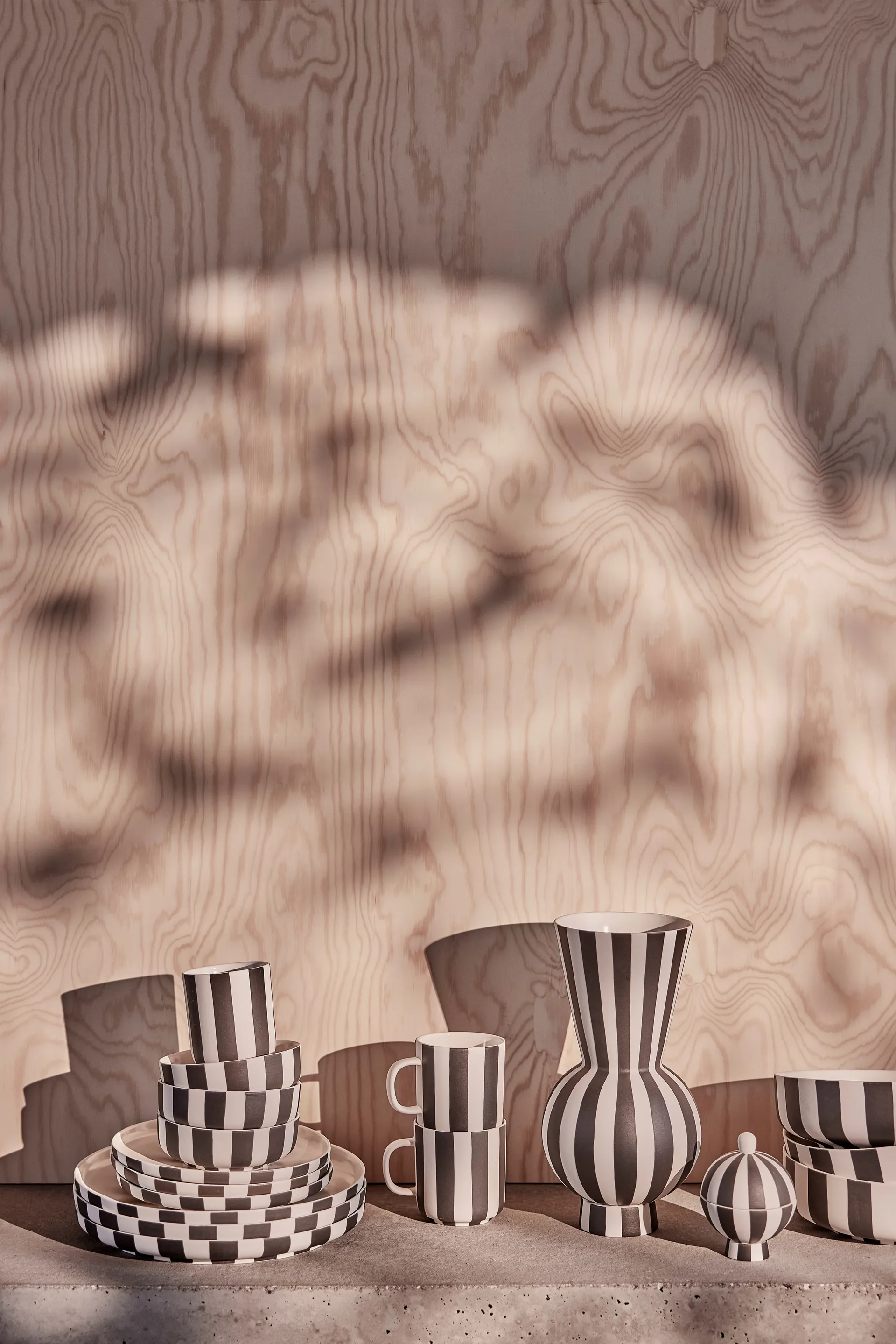 Toppu Μπομπονιέρα, Black-white OYOY