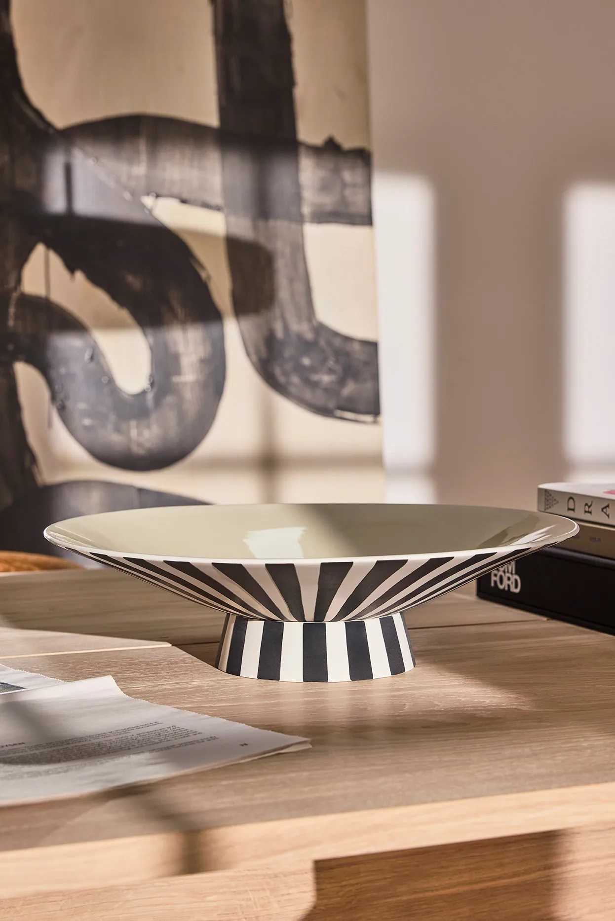 Toppu centerpiece χαμηλό Ø39x10,5 cm, Vanilla-black-white OYOY