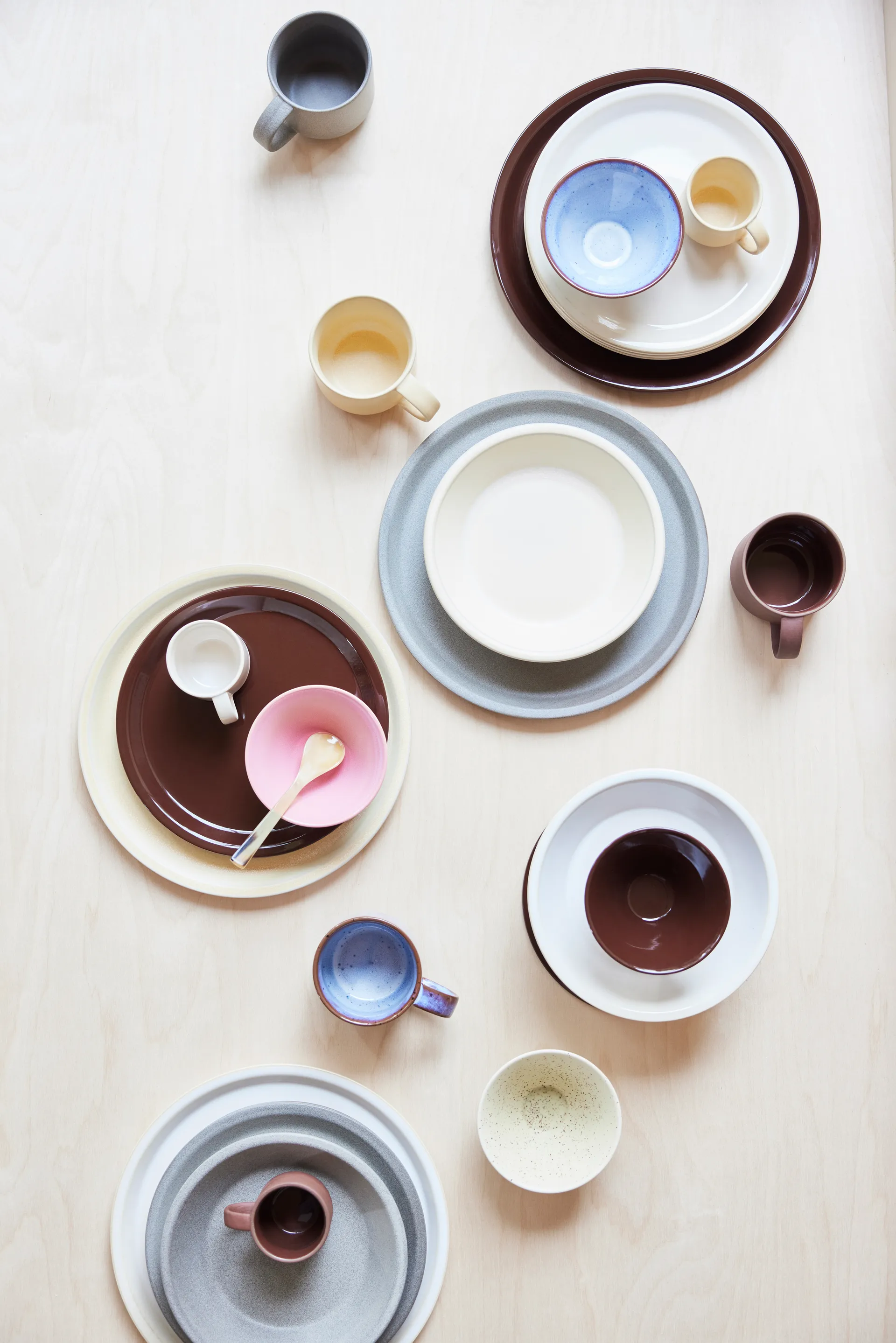 Πιάτο για μεσημεριανό γεύμα Yuka Ø22 cm 2 τεμάχια, Butter OYOY