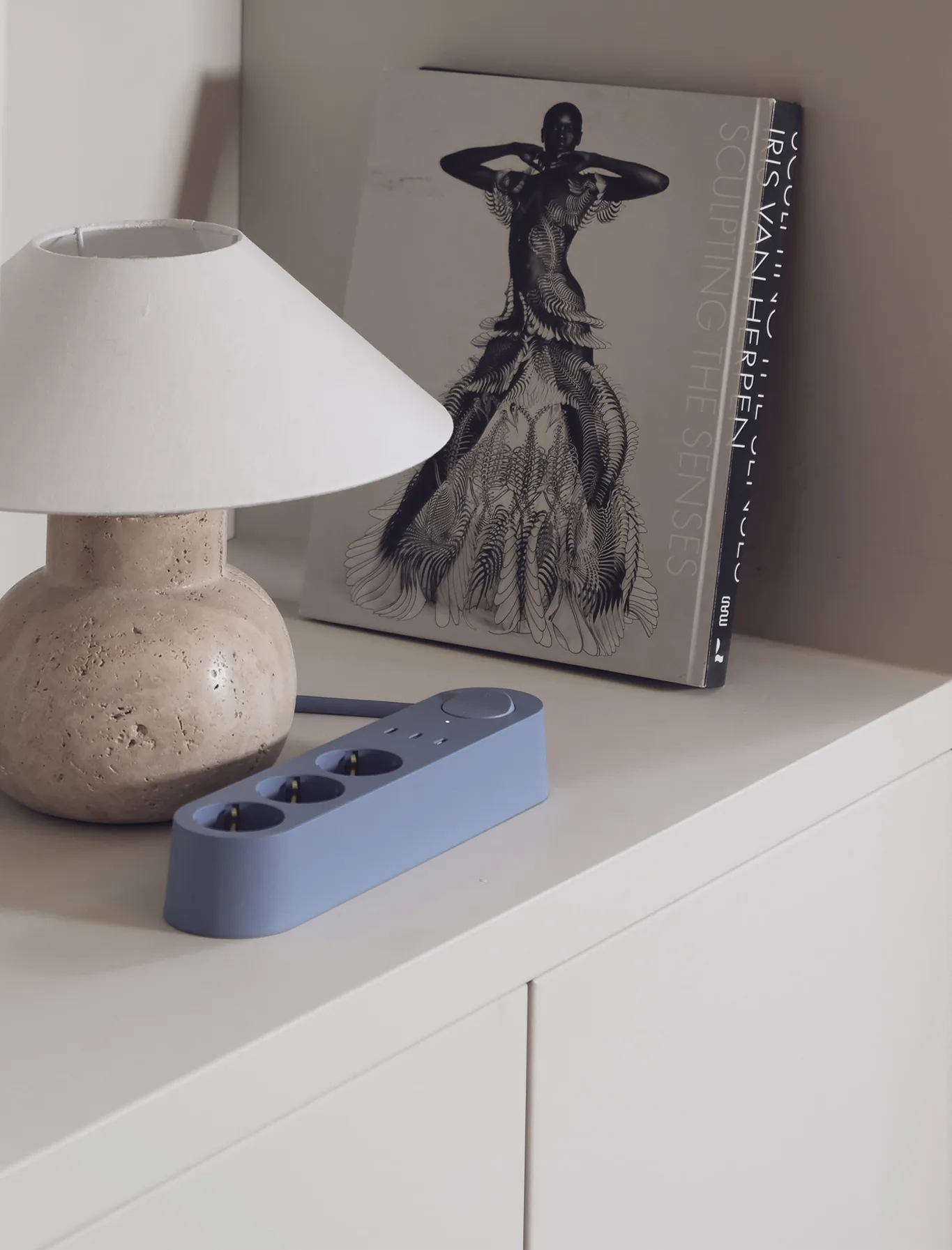 Alma Power Bar πολύπριζο, Kattegatt blue palett3