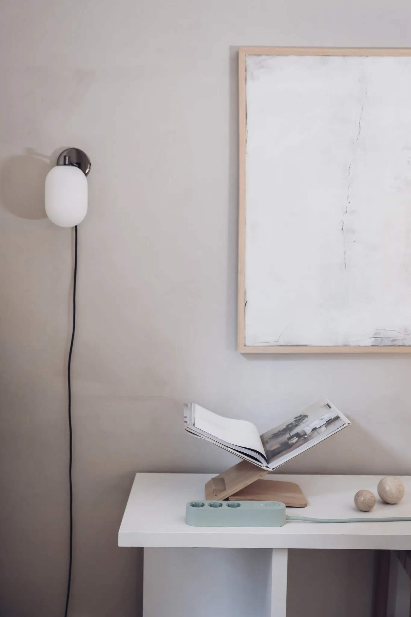 Alma Power Bar πολύπριζο, Midsummer green palett3