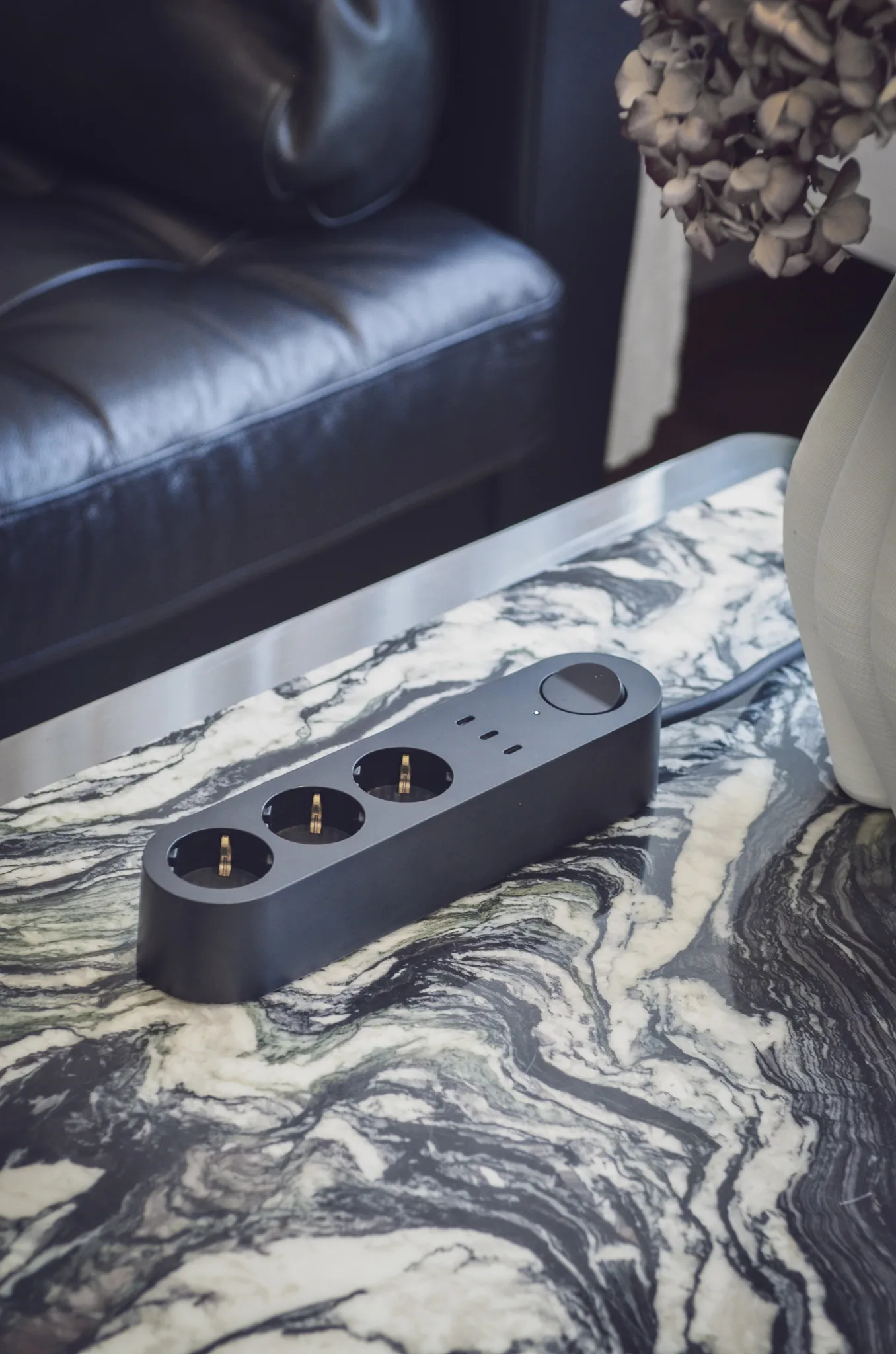 Alma Power Bar πολύπριζο, Midwinter black palett3