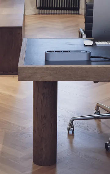 Edgar Power Bar πολύπριζο - Satin aluminium - palett3