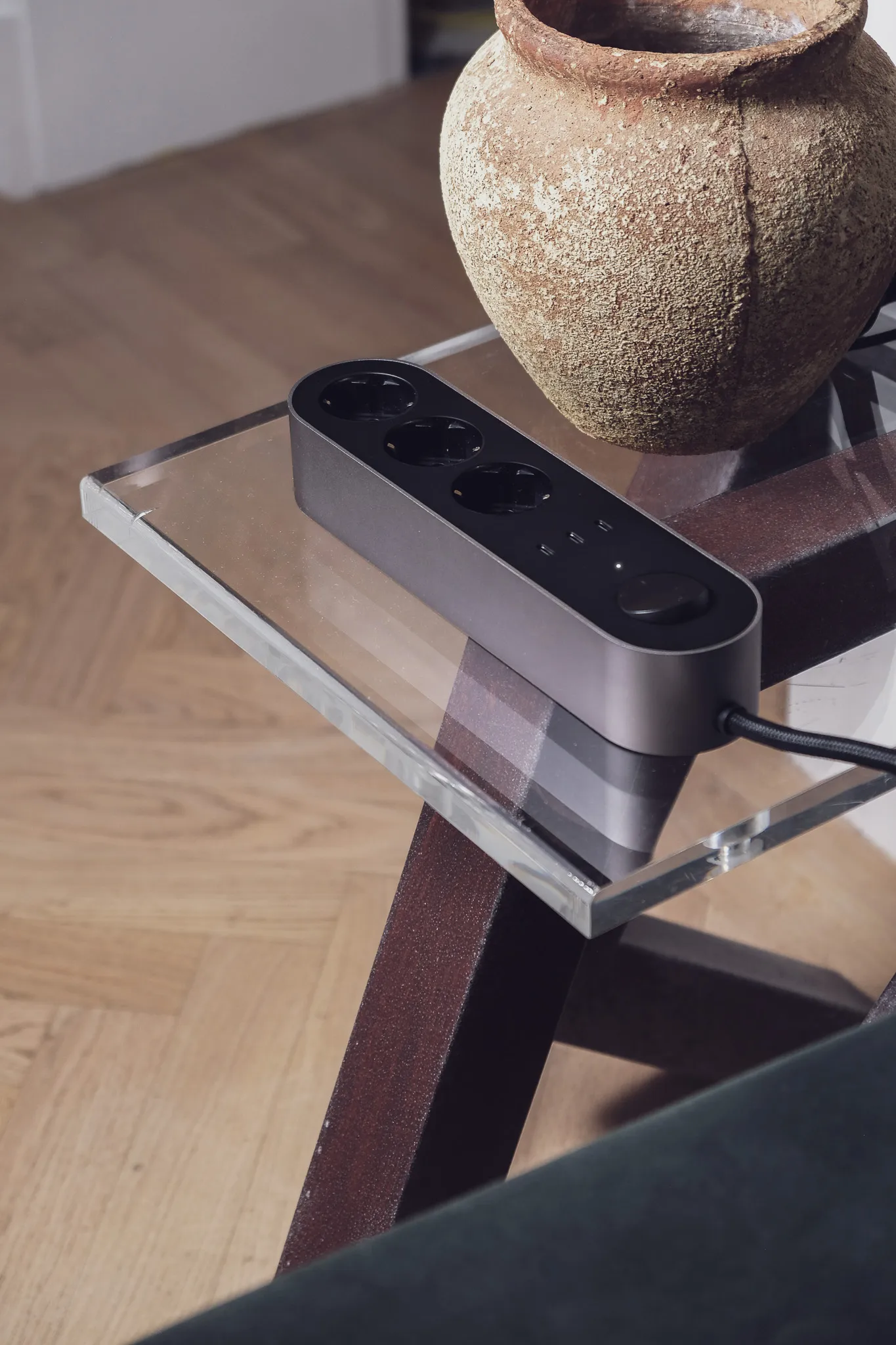 Edgar Power Bar πολύπριζο, Satin aluminium palett3