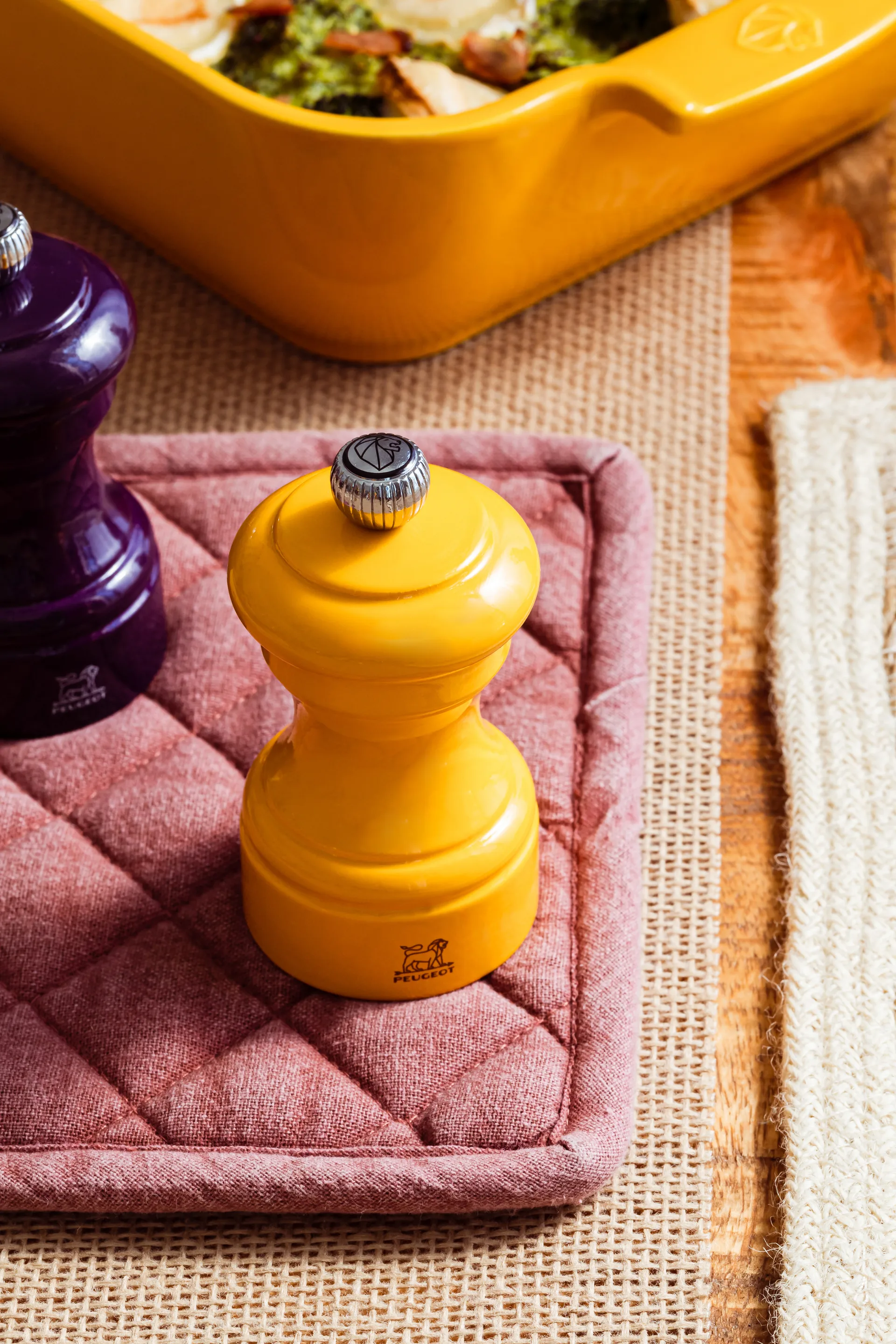 Μύλος πιπεριού Bistrorama 10 εκ, Saffron Peugeot