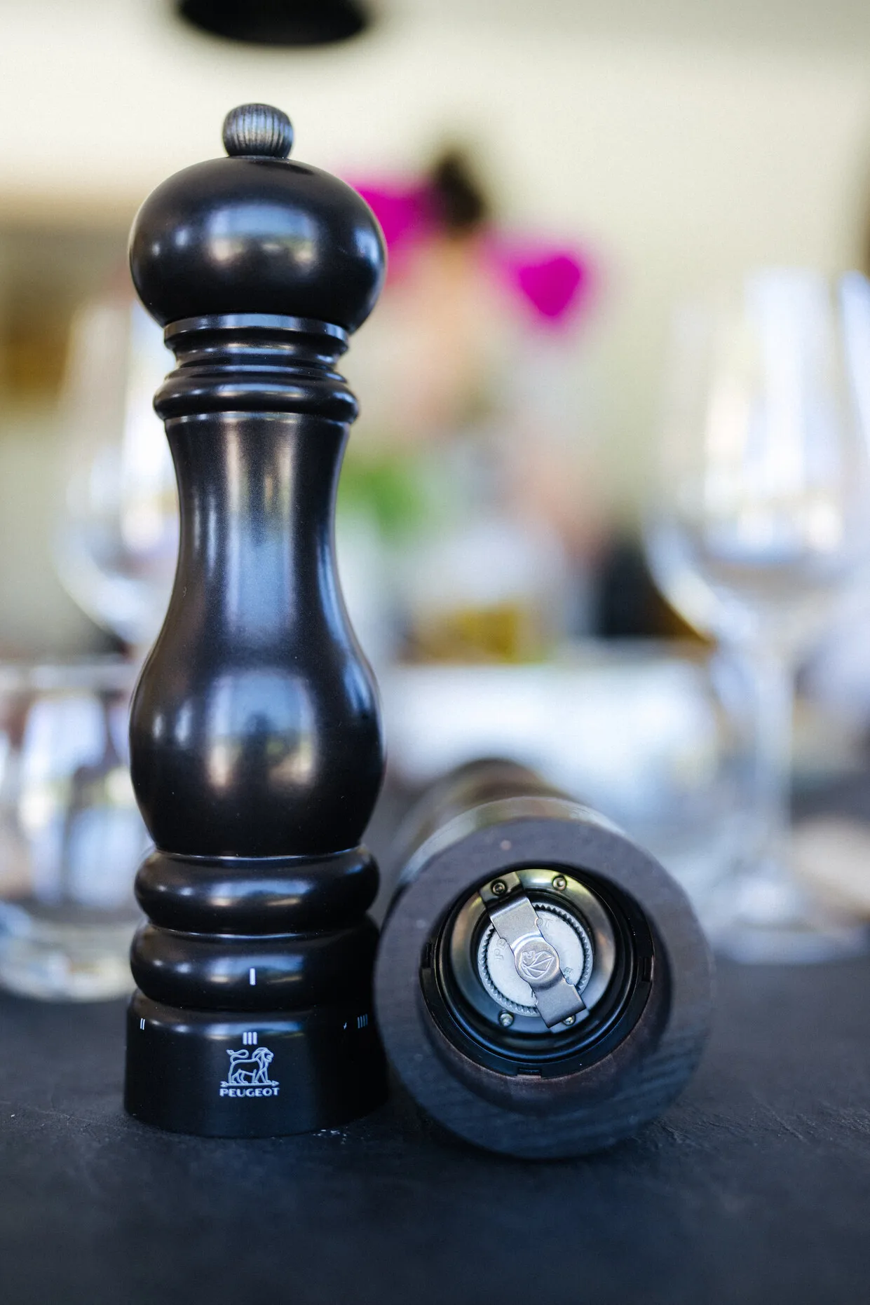 Paris u'Select Z μύλος αλατιού 22 εκ., Satin black Peugeot