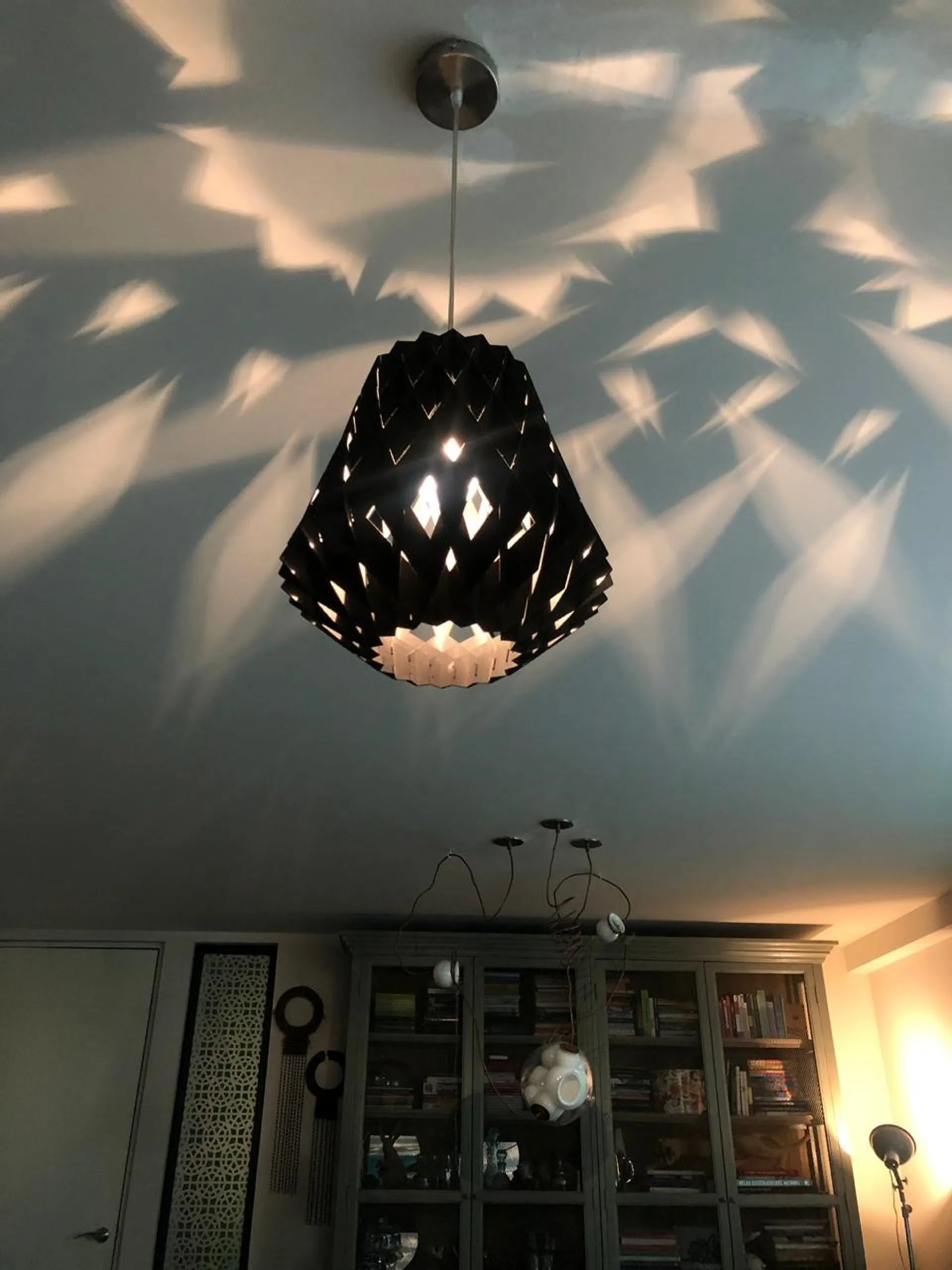 Pilke Signature κρεμαστό φωτιστικό Ø28 cm, Μαύρο Pilke