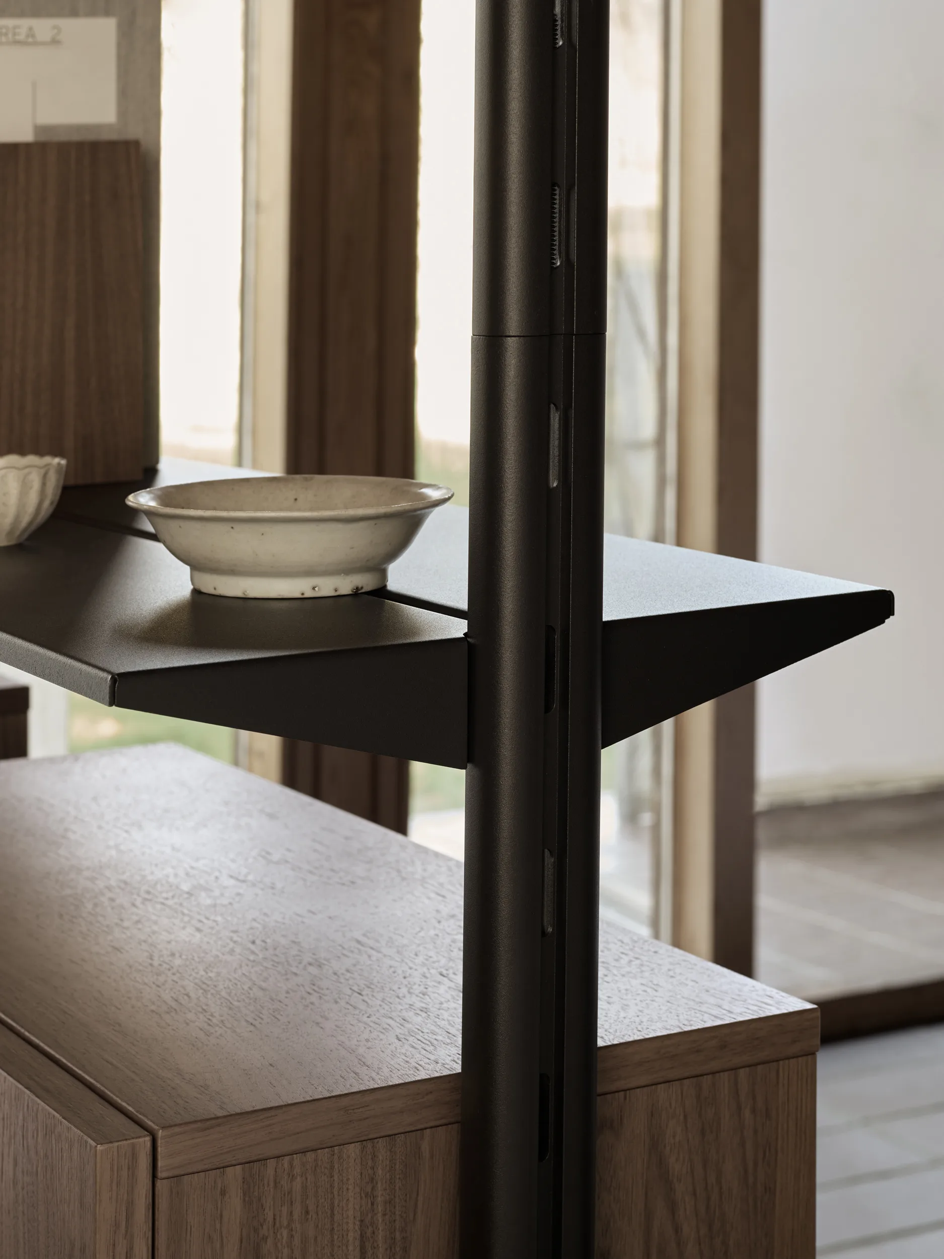 Pira G2 σύστημα ραφιών F C A Black/Walnut 256-264 εκ. Pira