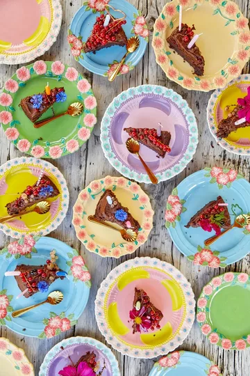 Rice κεραμικό πιάτο με ανάγλυφα λουλούδια Ø 25,5 cm - Sage green - RICE