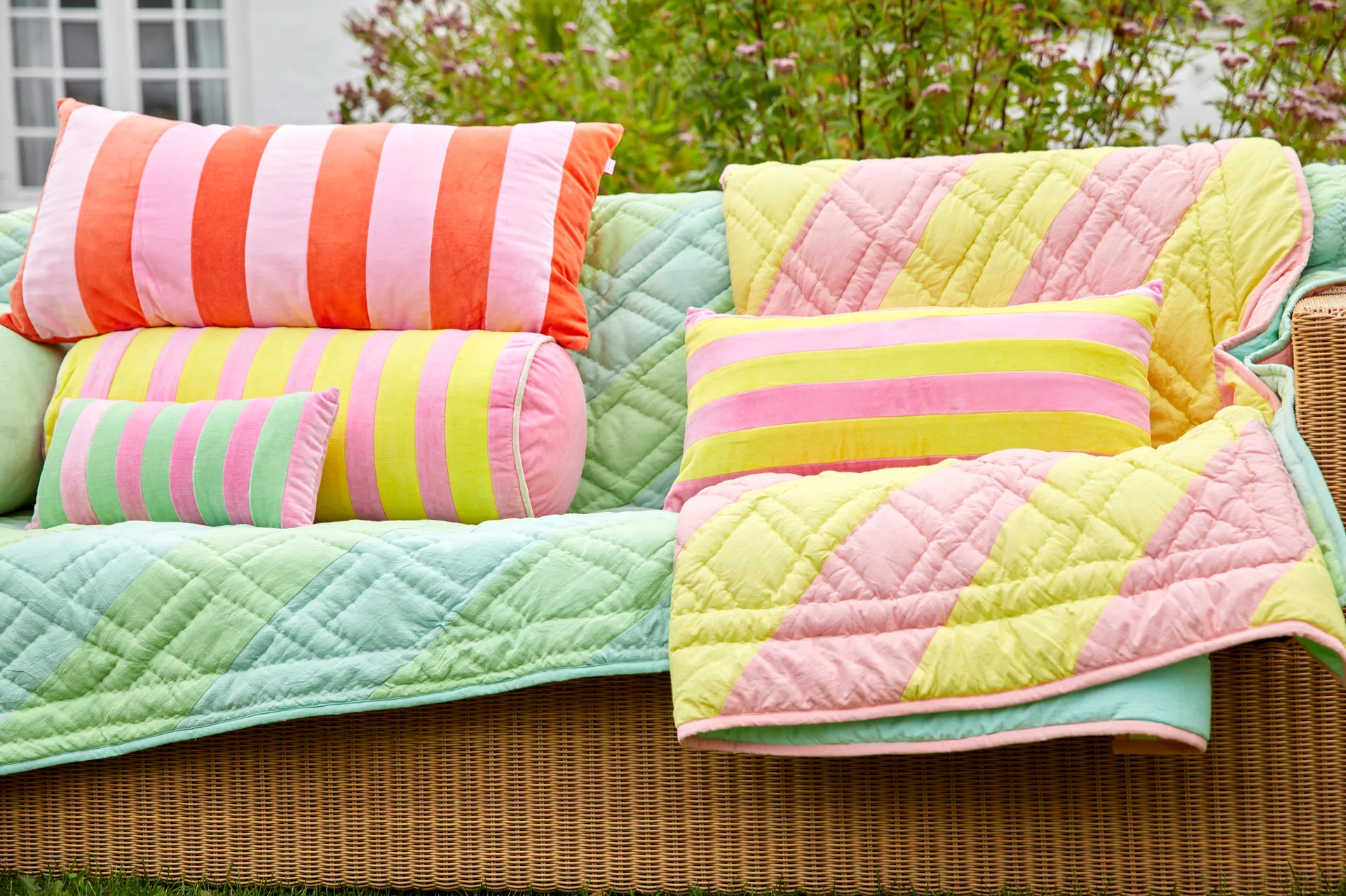 Rice διακοσμητική μαξιλάρα 25x60 cm, Ροζ-κίτρινο RICE