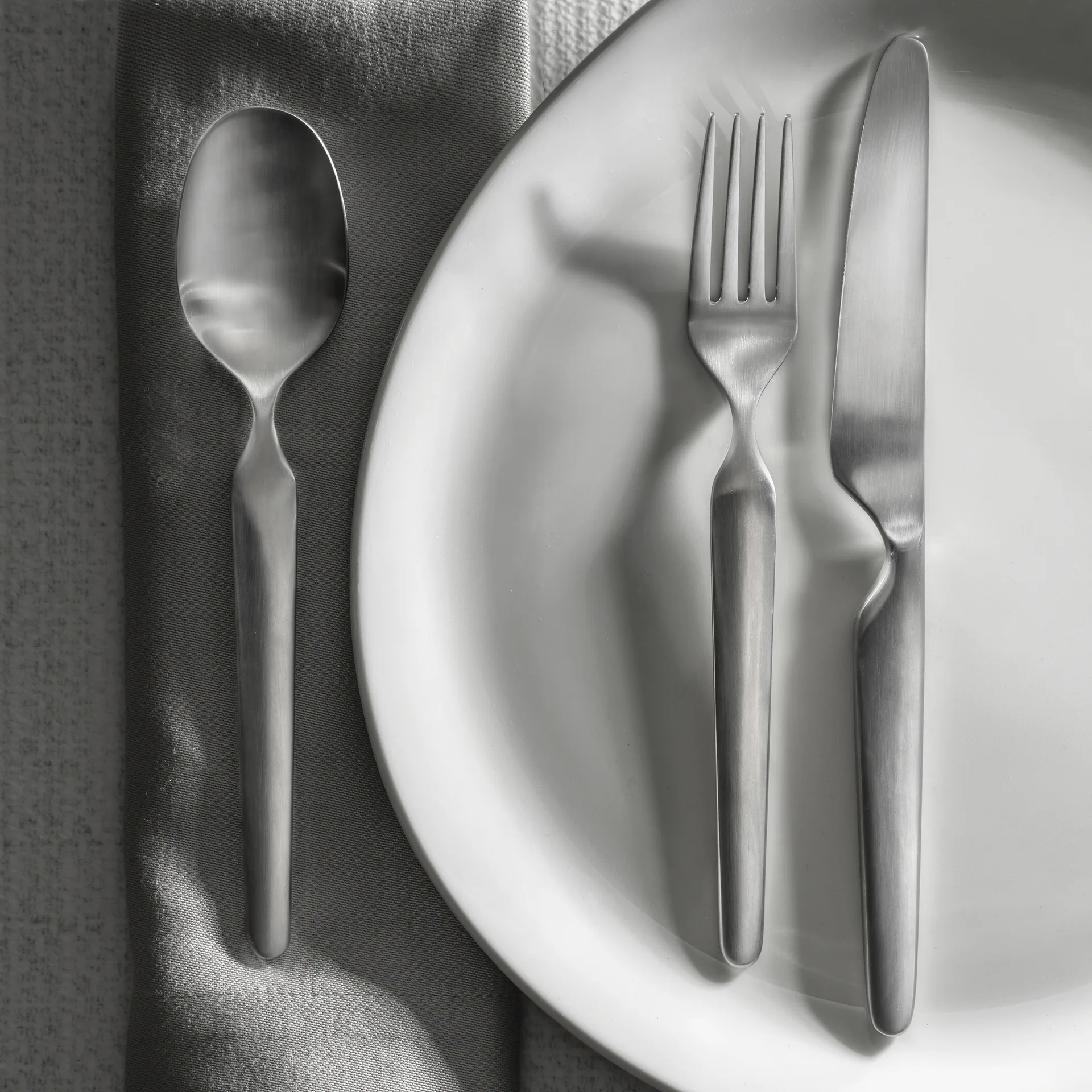 Bergen σετ μαχαιροπίρουνα ματ, 84 τεμάχια Robert Welch