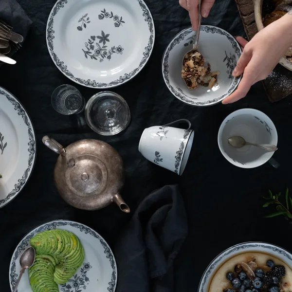 Ostindia μαύρο βαθύ πιάτο, Ø 22 cm Rörstrand