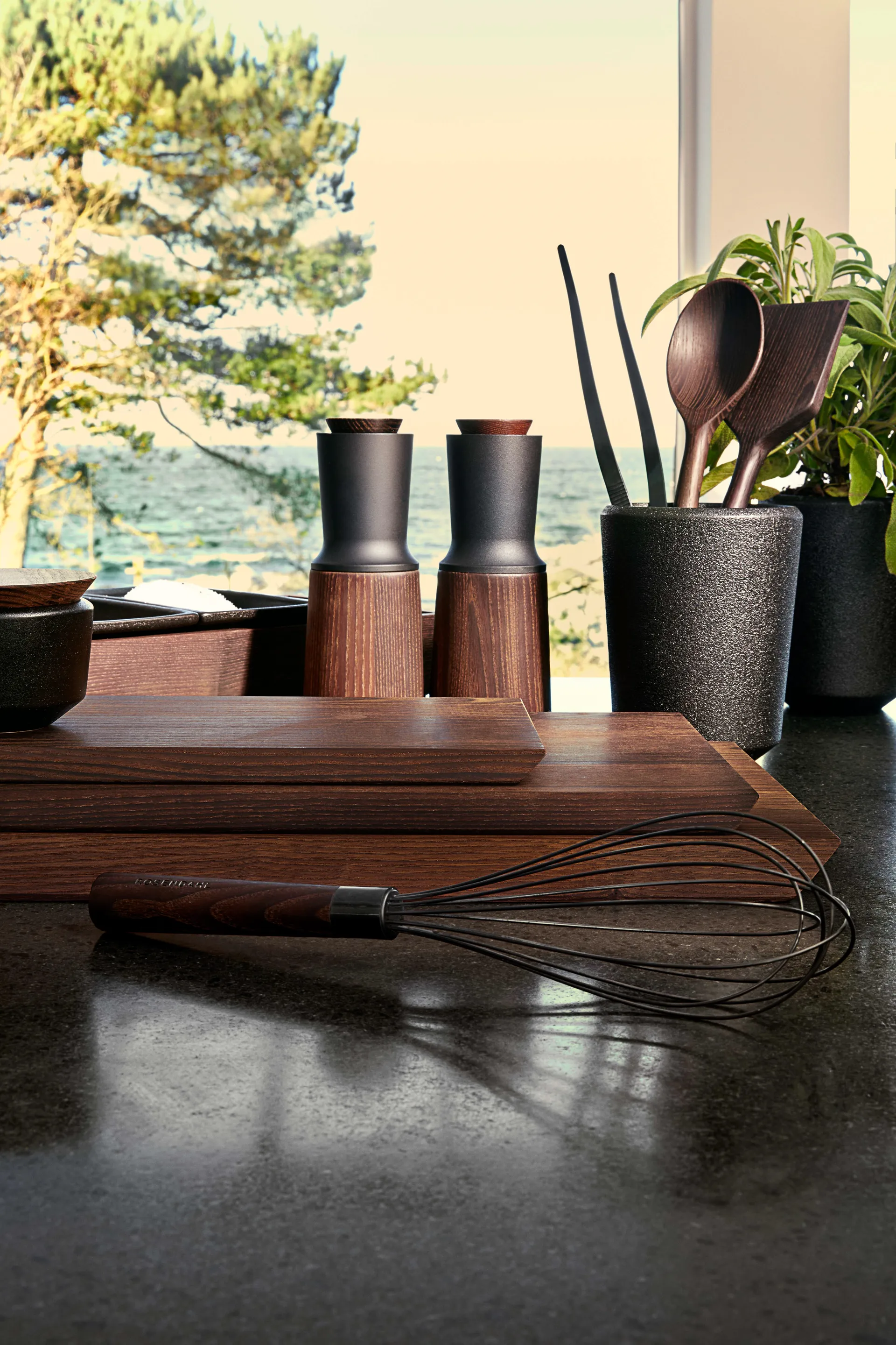 Ξύλινη λαβίδα, Rå, Ατσάλι Rosendahl