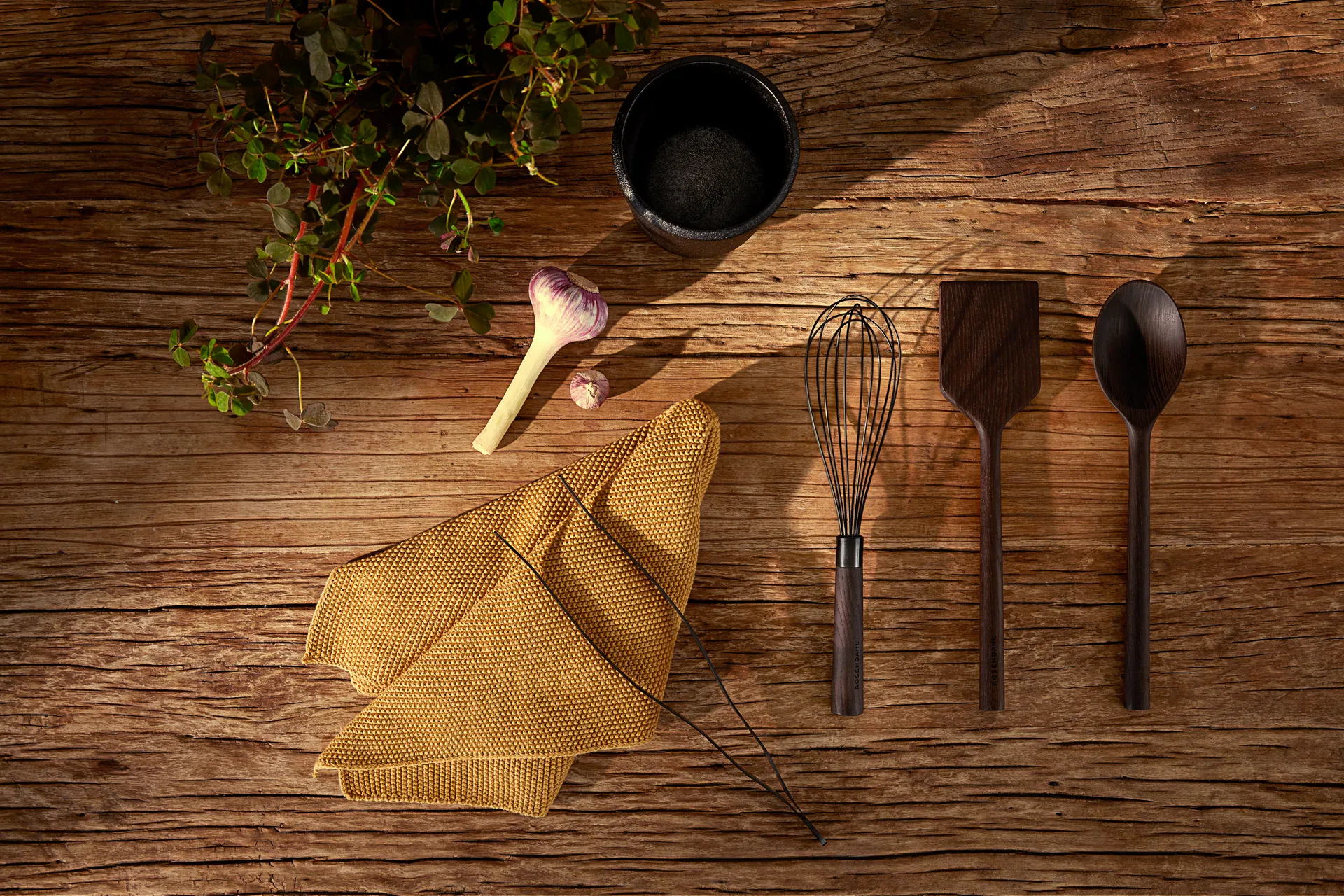 Ξύλινη λαβίδα, Rå, Ατσάλι Rosendahl