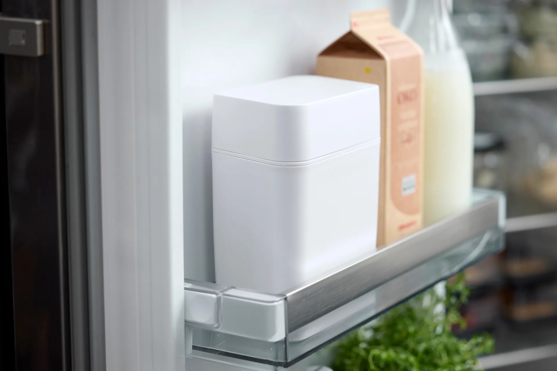 Classic κουτί τυριού με μαχαίρι τυριού 16,5x10x19 εκ., Άσπρο Rosti