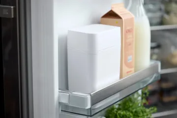 Classic κουτί τυριού με μαχαίρι τυριού 16,5x10x19 εκ. - Άσπρο - Rosti