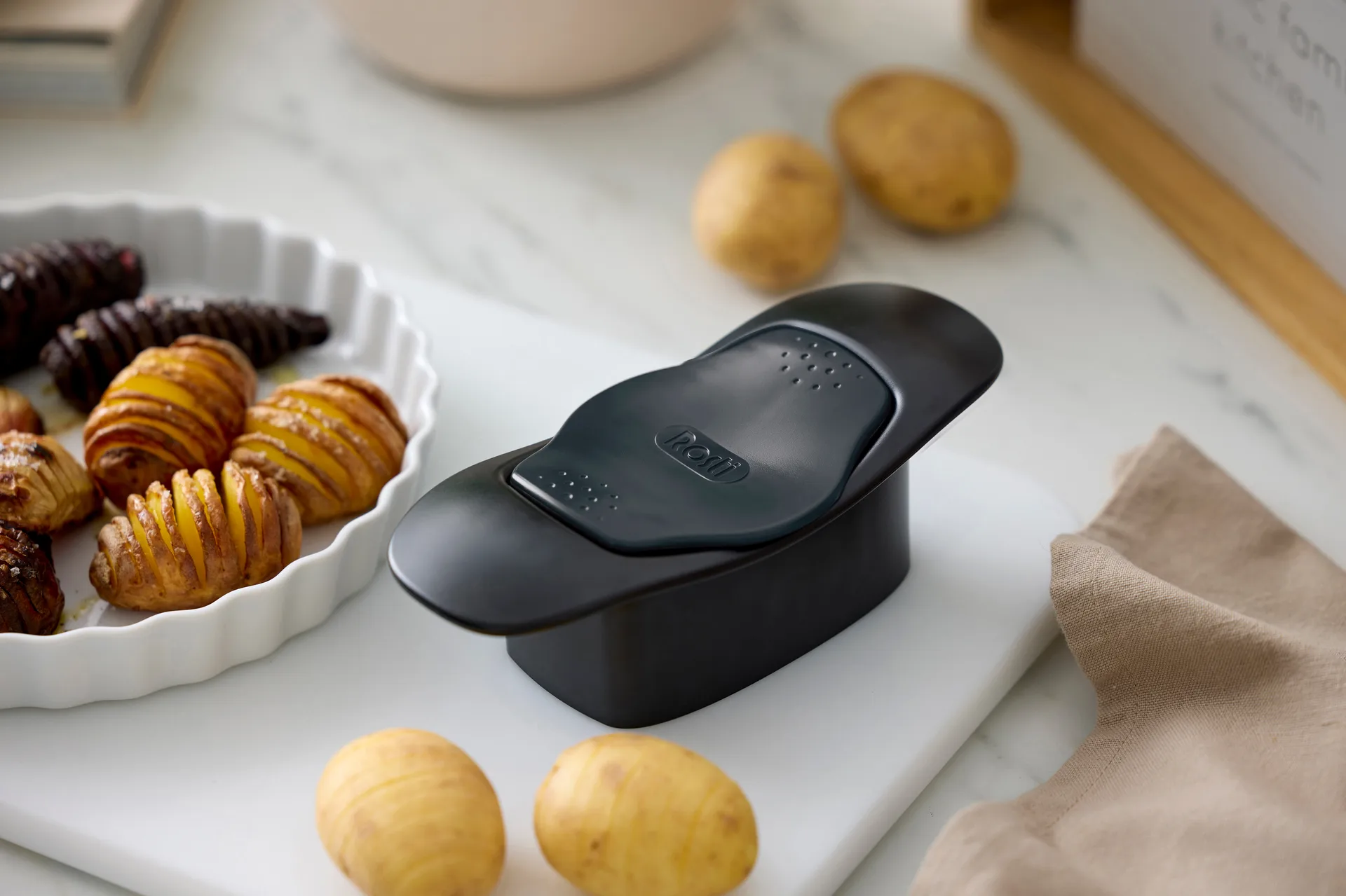 Classic κόφτης hasselback, Μάυρο Rosti