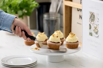 Emma σπάτουλα φαρδια από ατσάλι 26 cm - Black - Rosti