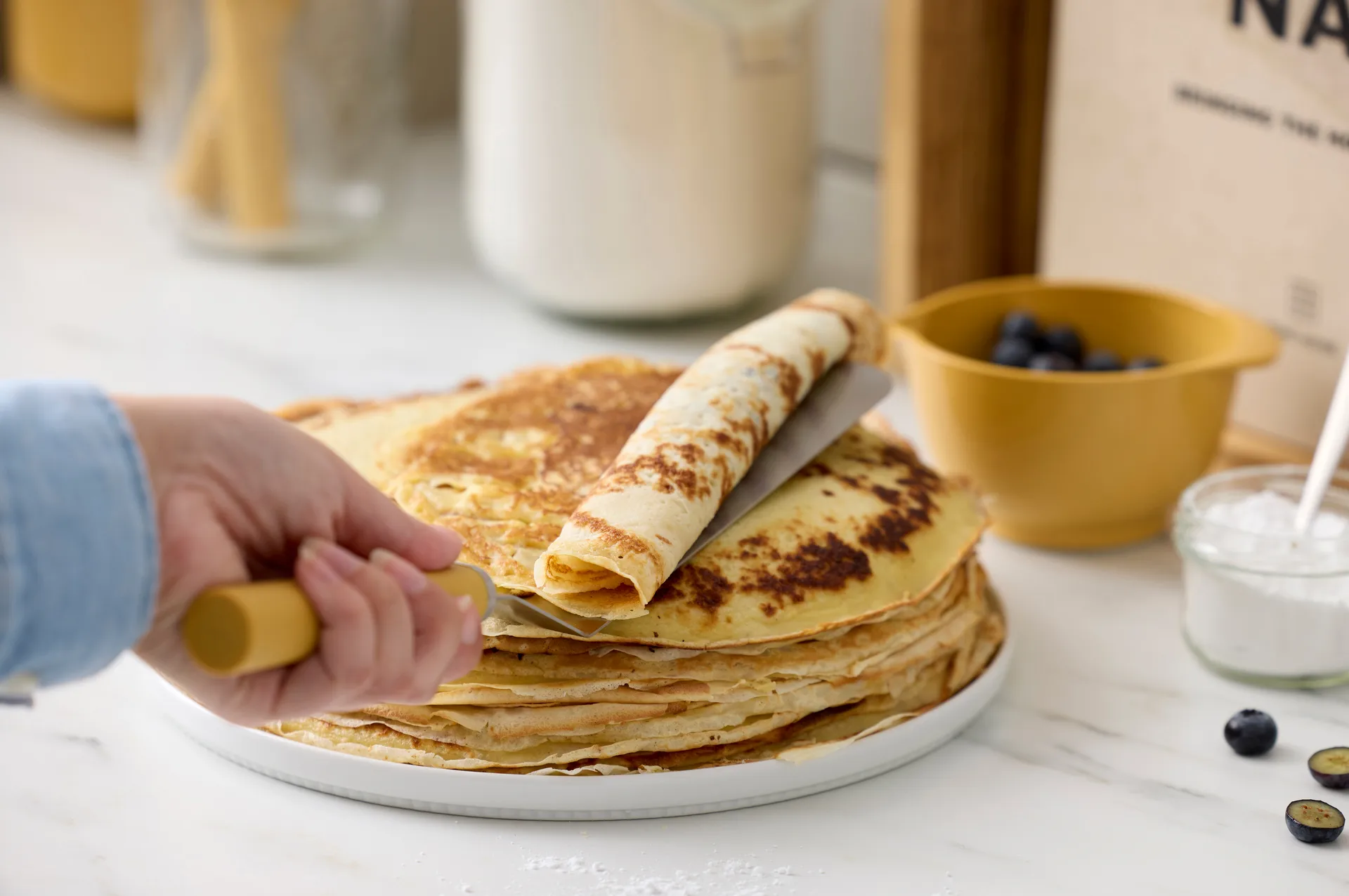 Emma σπάτουλα στενή από ατσάλι 33 cm, Curry Rosti