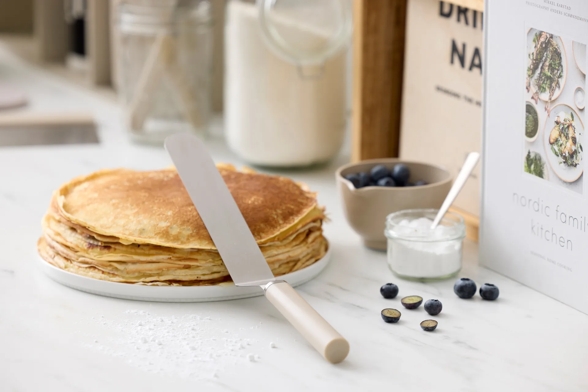 Emma σπάτουλα στενή από ατσάλι 33 cm, Humus Rosti