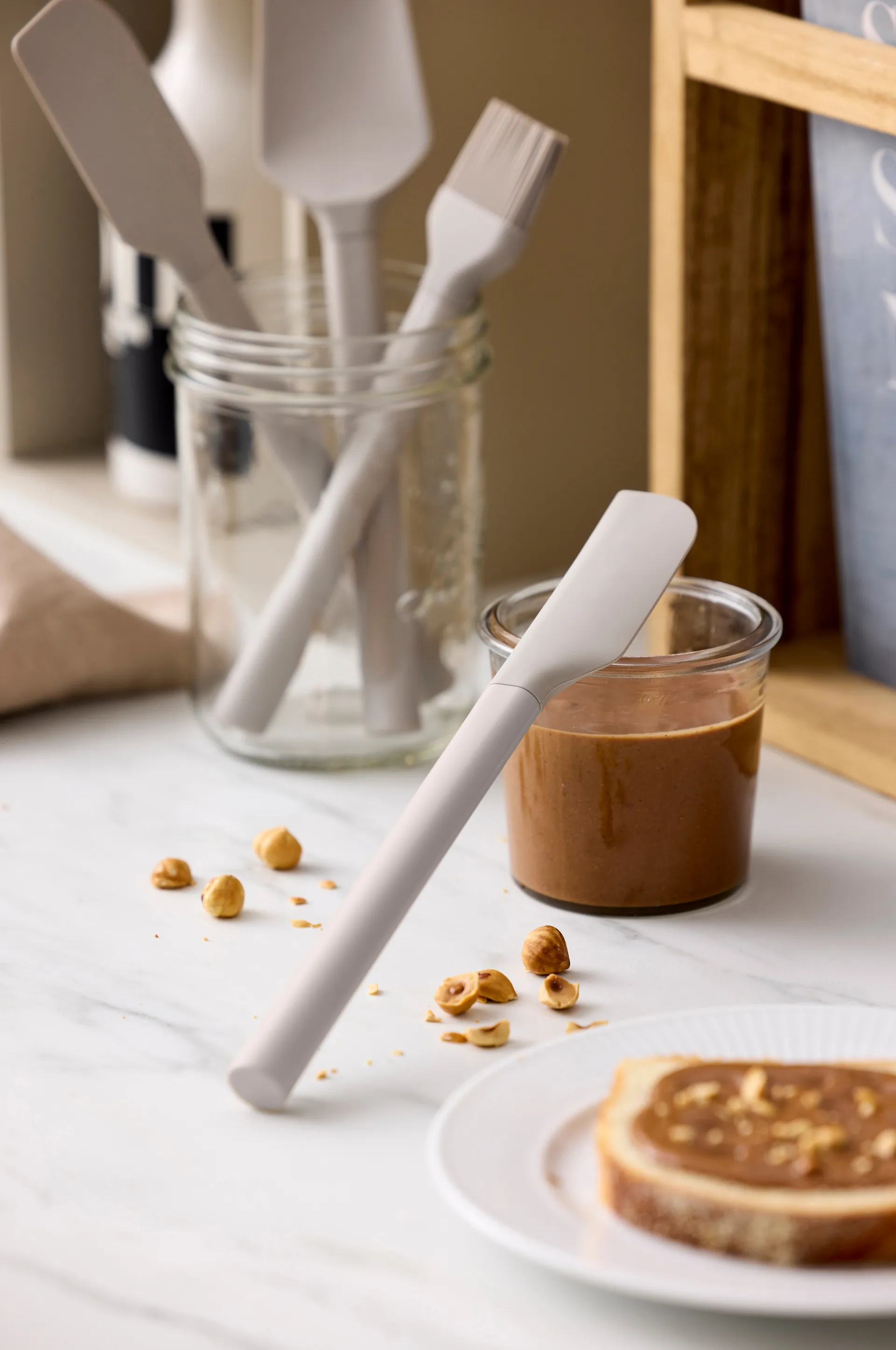 Rosti Emma σπάτουλα στενή, Humus Rosti