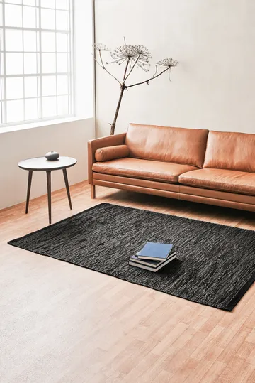 Δερμάτινο χαλί 140x200 cm - μαύρο (μαύρο) - Rug Solid