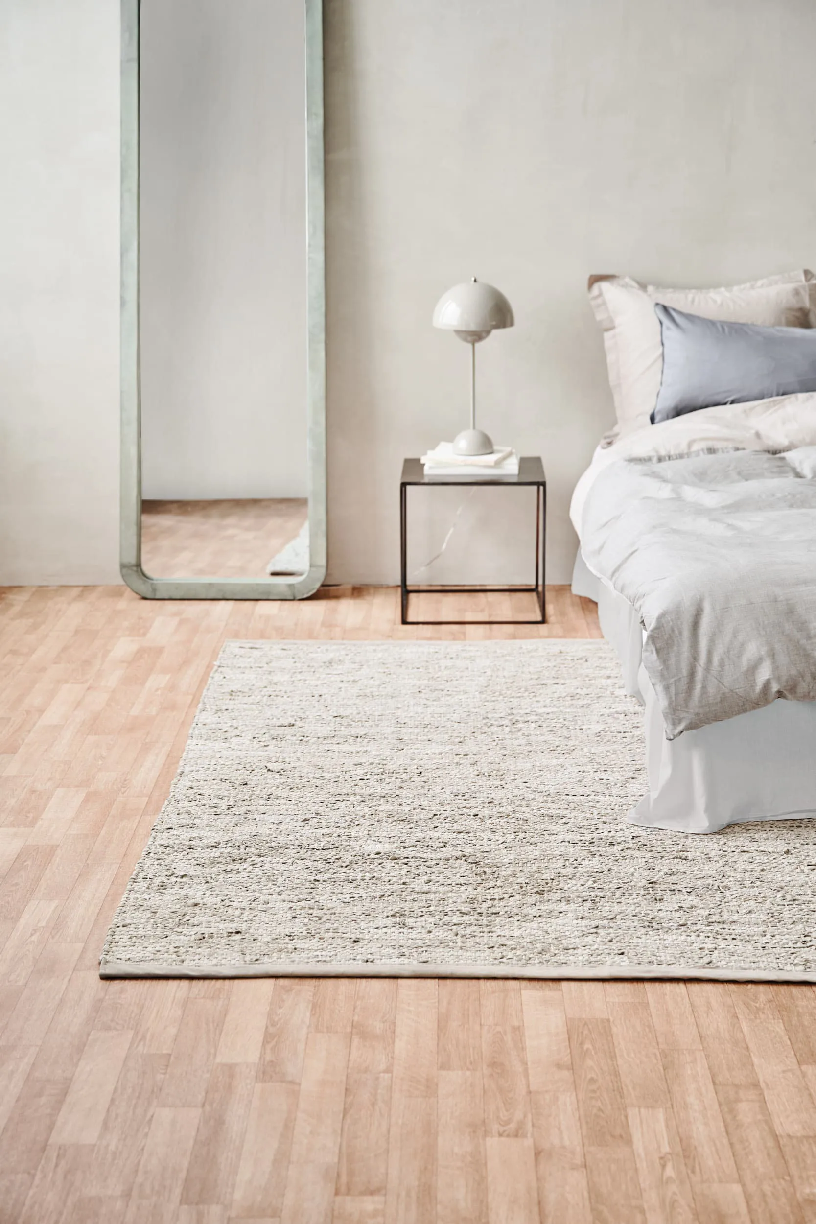 Δερμάτινο χαλί 140x200 cm, μπεζ Rug Solid