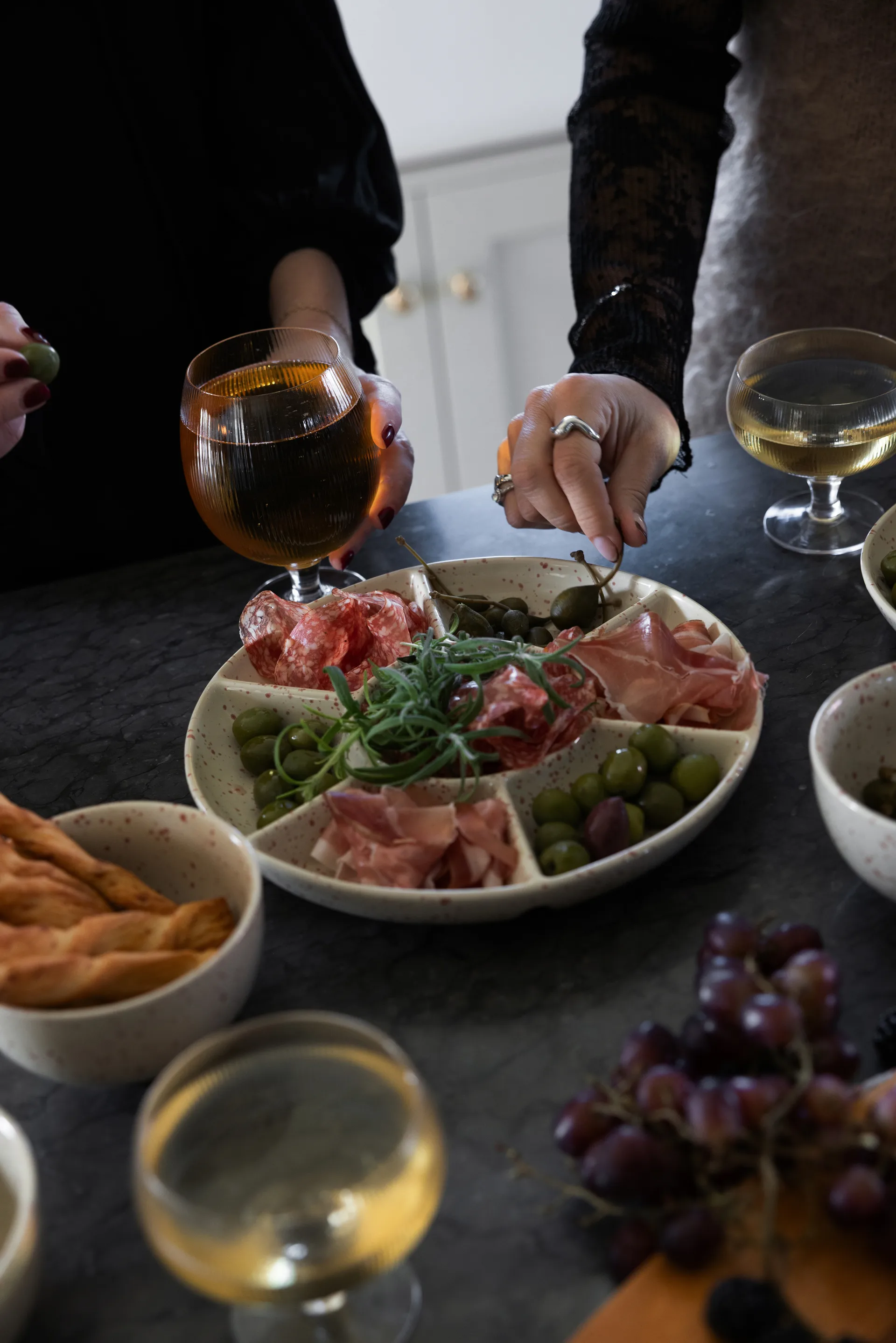 Ditte πιάτο σερβιρίσματος, Μπεζ-μπορντό Sagaform