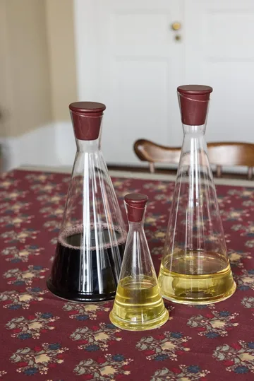 Gurken καράφα - Διαφανές-σκούρο κόκκινο, 1,2 l - Sagaform