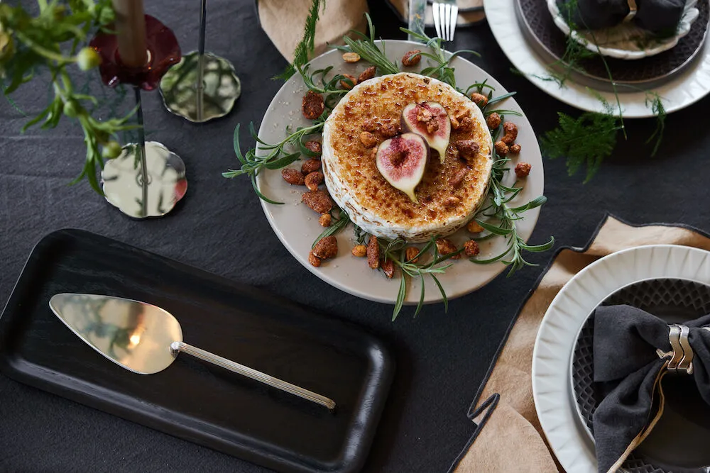 Μεγάλο πιάτο Hanna 34x15 cm, Μαύρο Sagaform