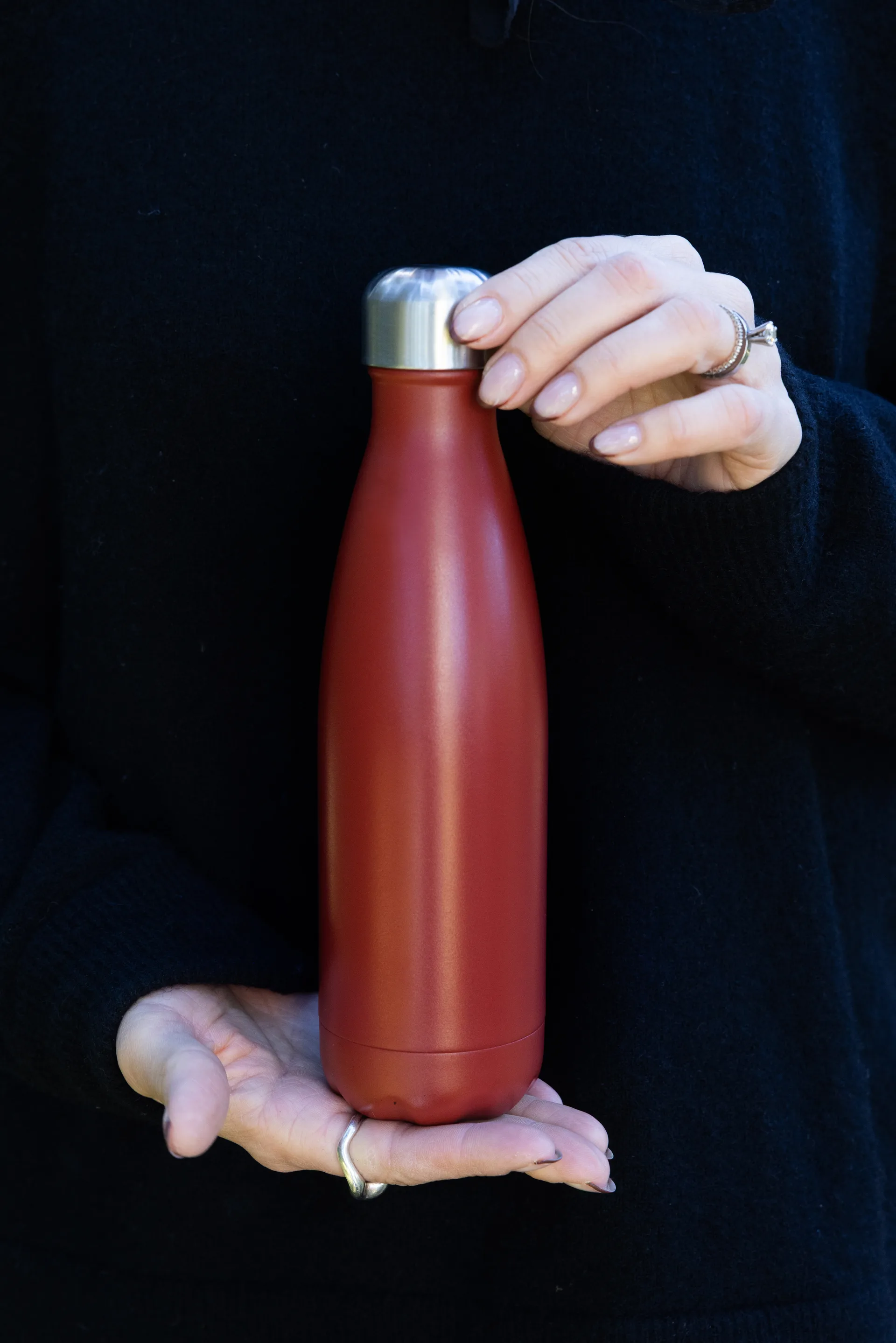 Nils ατσάλινο μπουκάλι 50 cl, Κόκκινο Pantone Sagaform