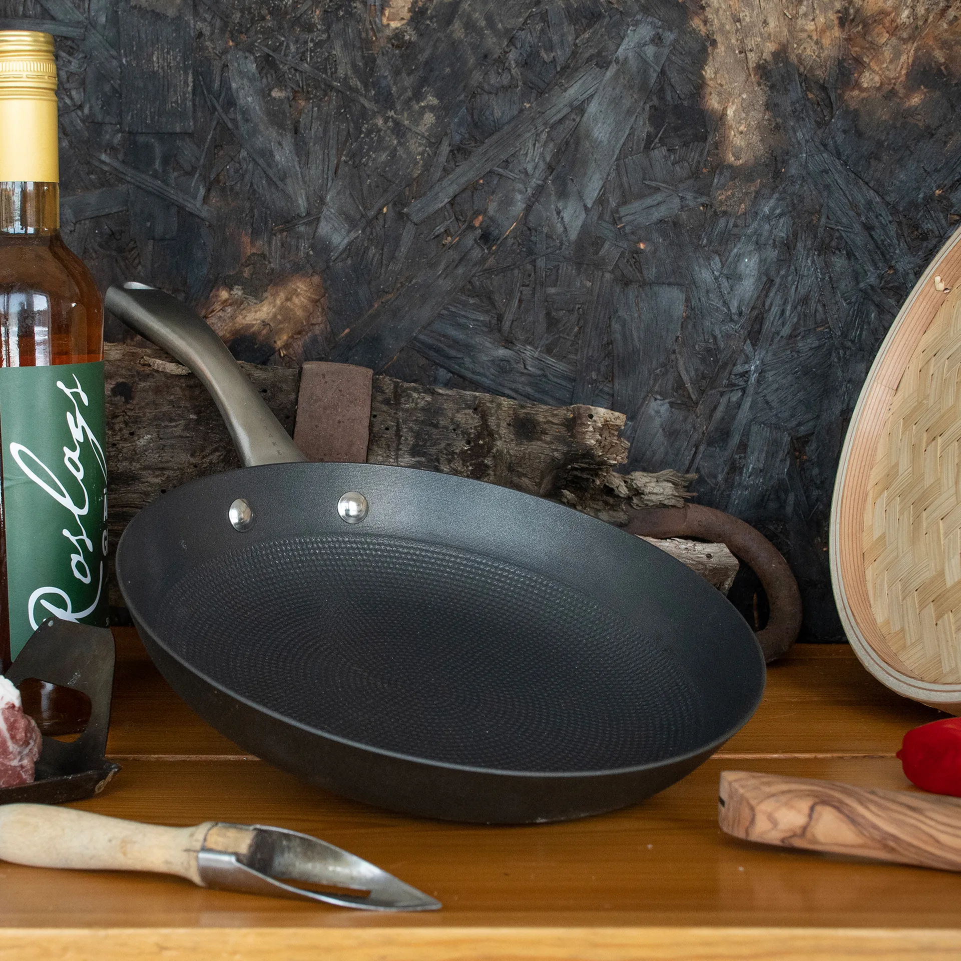 Satake τηγάνι ελαφρύ από χυτοσίδηρο αντικολλητικό, 24 cm Satake