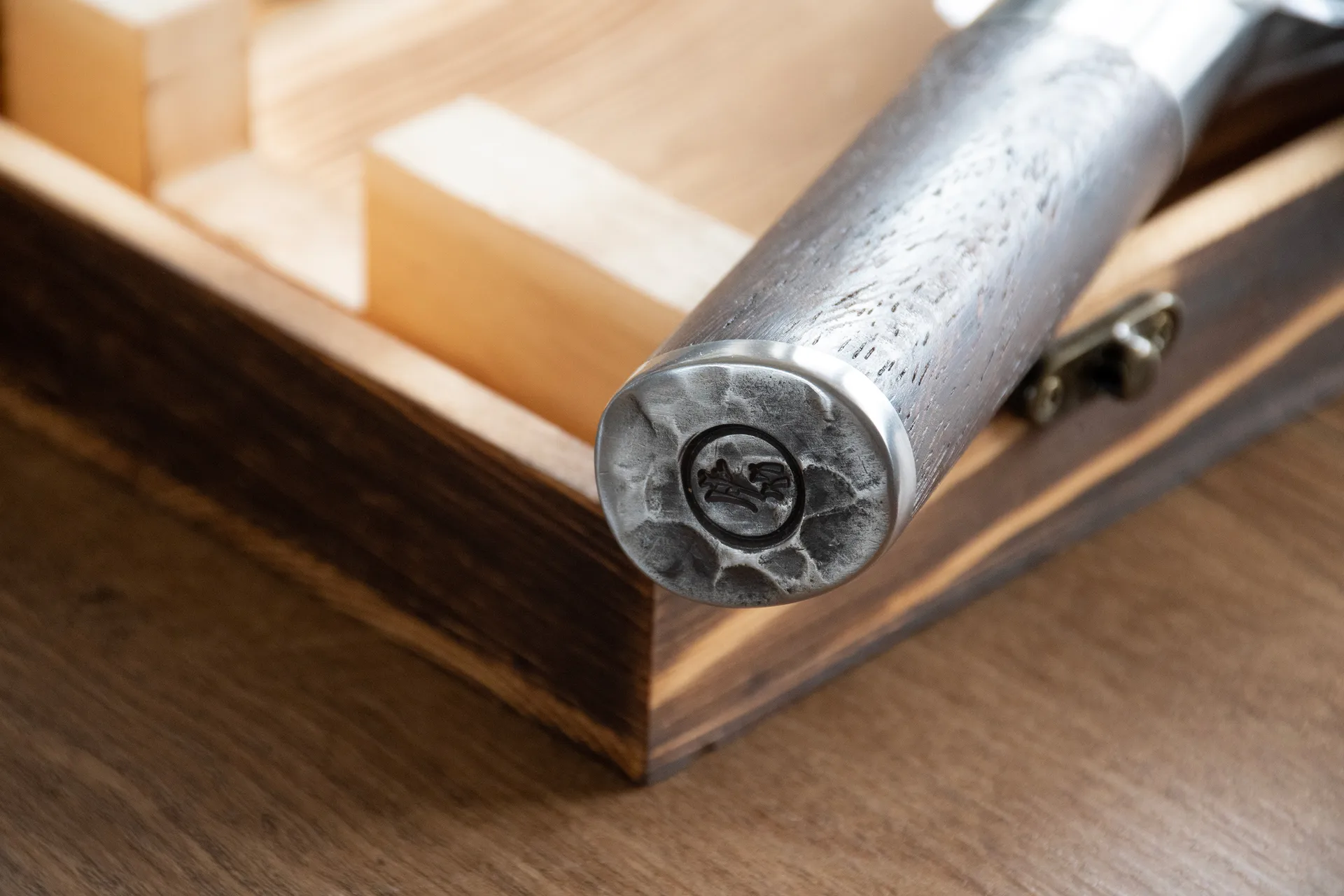 Satake Kuro μπαλτάς, 18 cm Satake