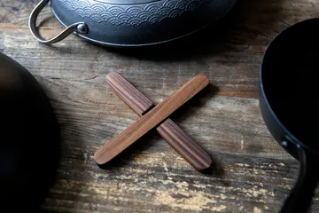 Μαγνητικό σουπλά κατσαρόλας Satake - Καρυδιά - Satake