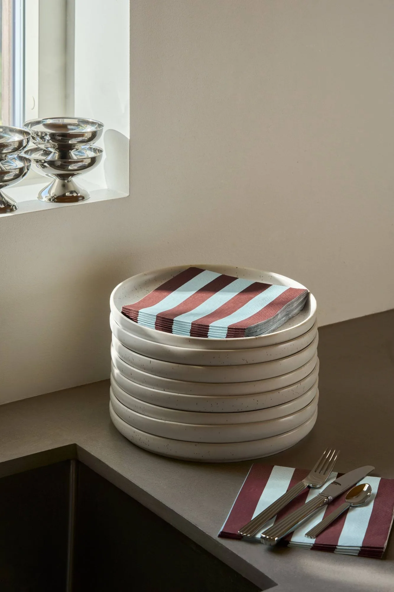 Bold Stripe χαρτοπετσέτα, Βουργουνδί-μπλε, 20 τεμάχια, 33x33 εκ. Scandi Essentials