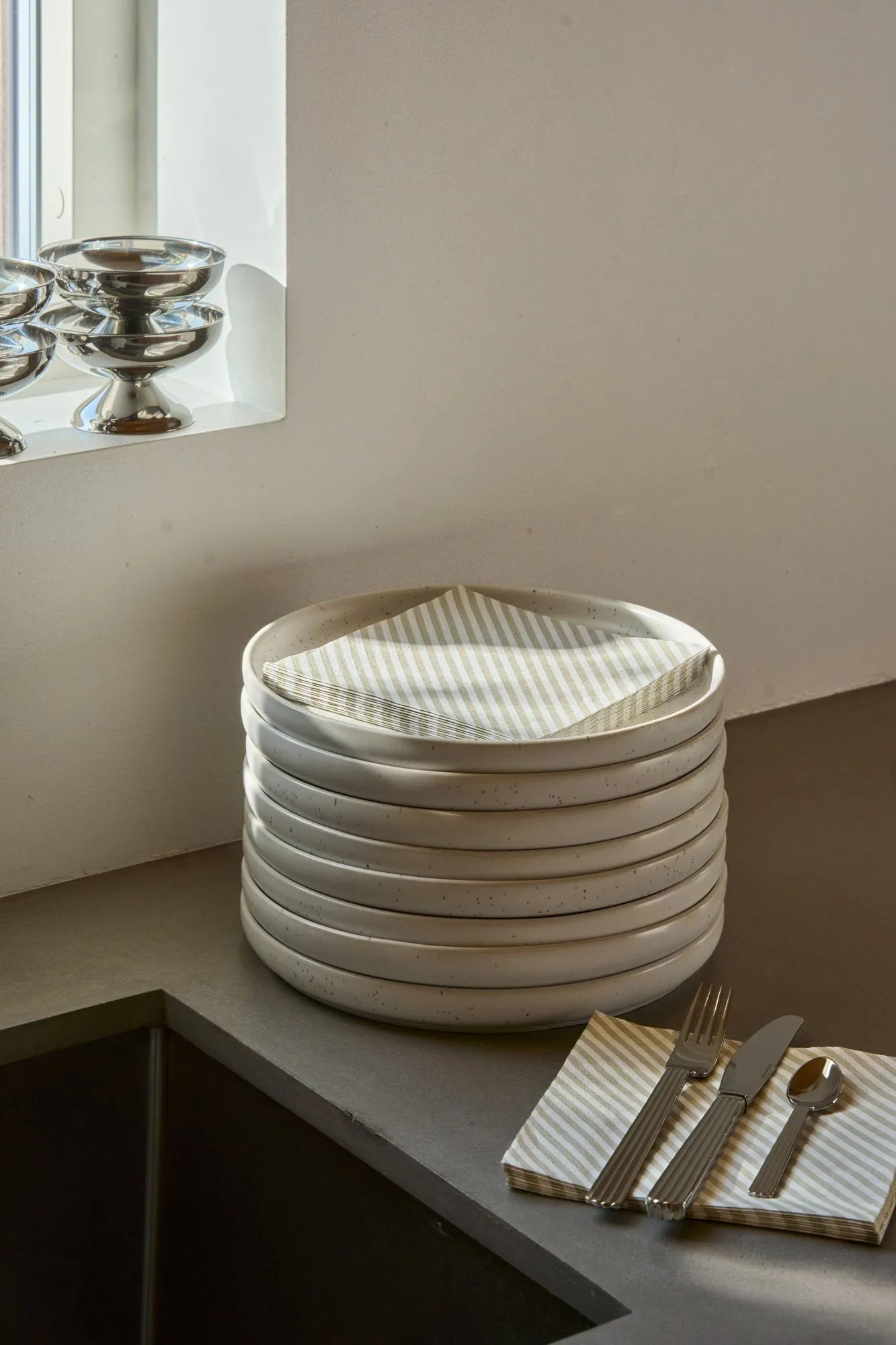 Fine stripe χαρτοπετσέτα, Λευκό-μπεζ, 20 τεμ., 33x33 εκ. Scandi Essentials