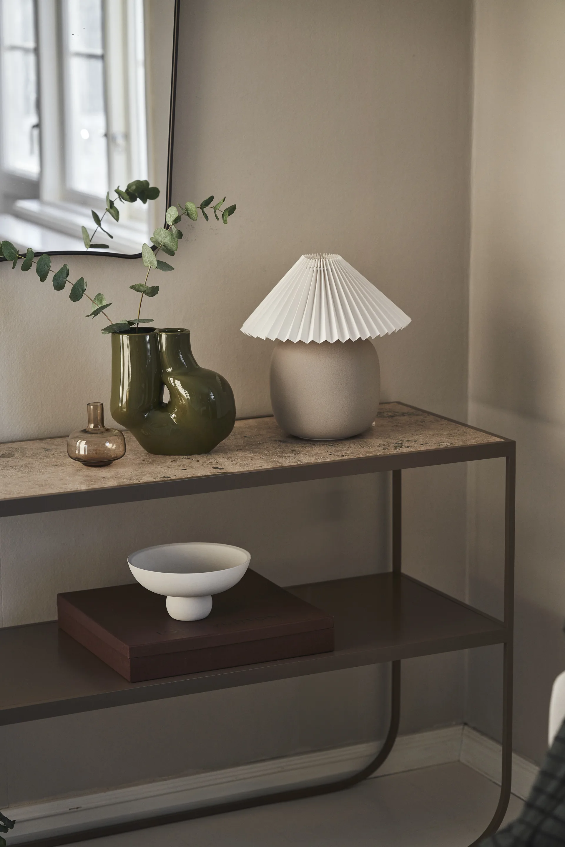 Boulder επιτραπέζιο φωτιστικό 29 cm grey-pleated white,  Scandi Living